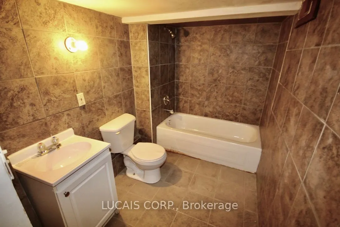 193 Lansdowne Avenue