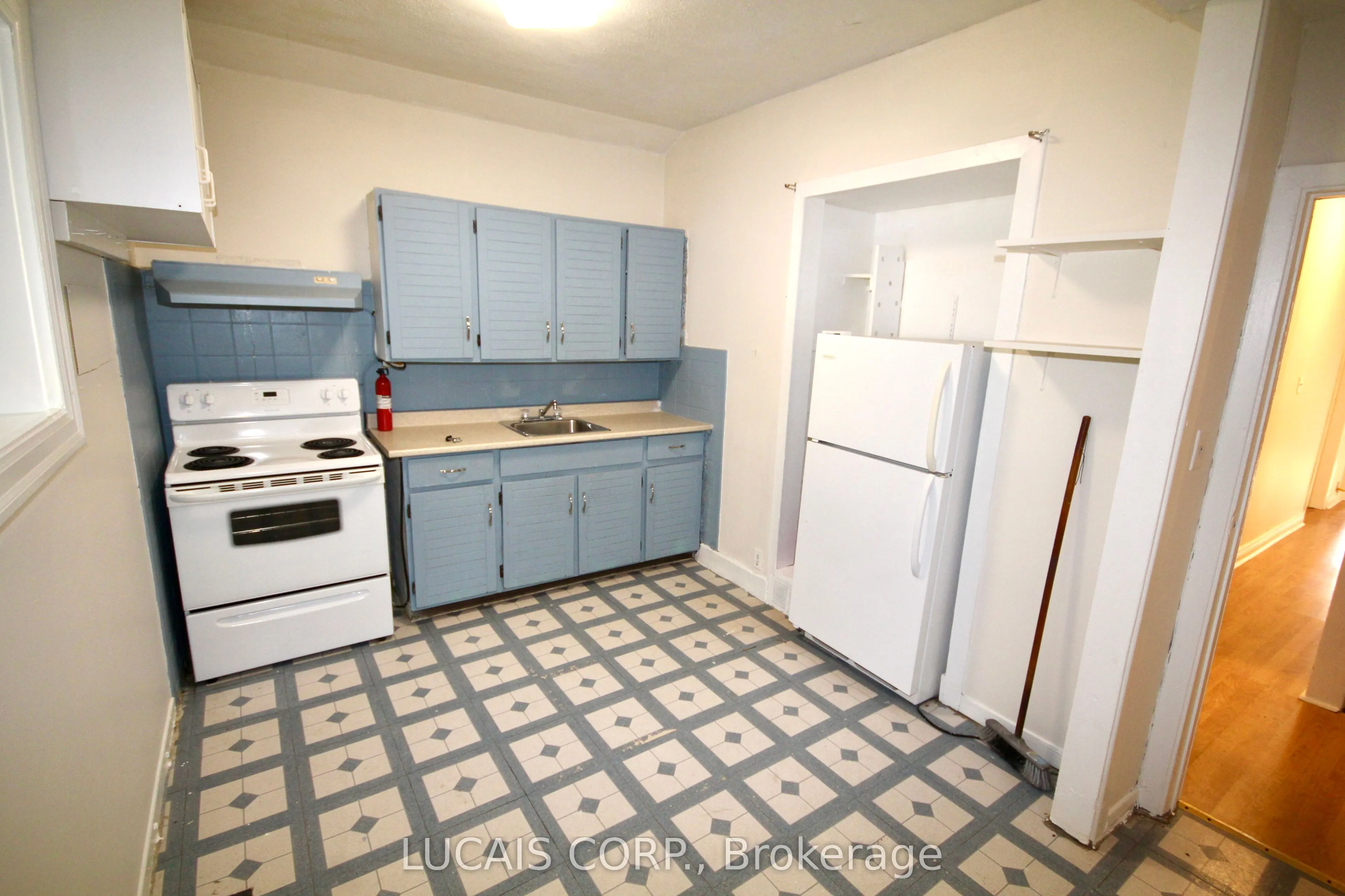 193 Lansdowne Avenue