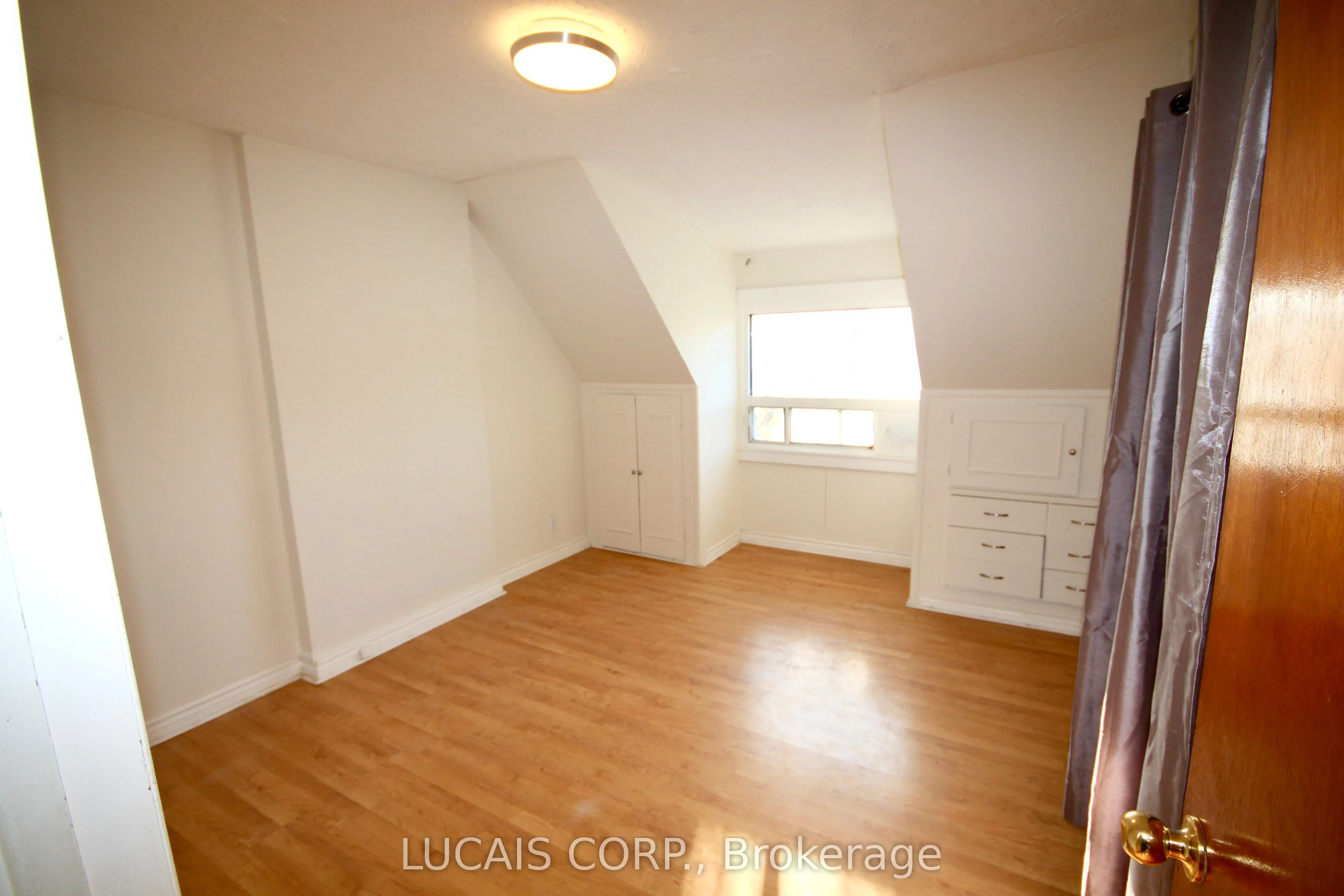 193 Lansdowne Avenue