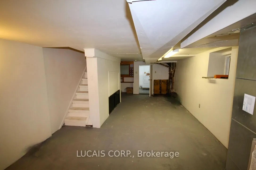 193 Lansdowne Avenue