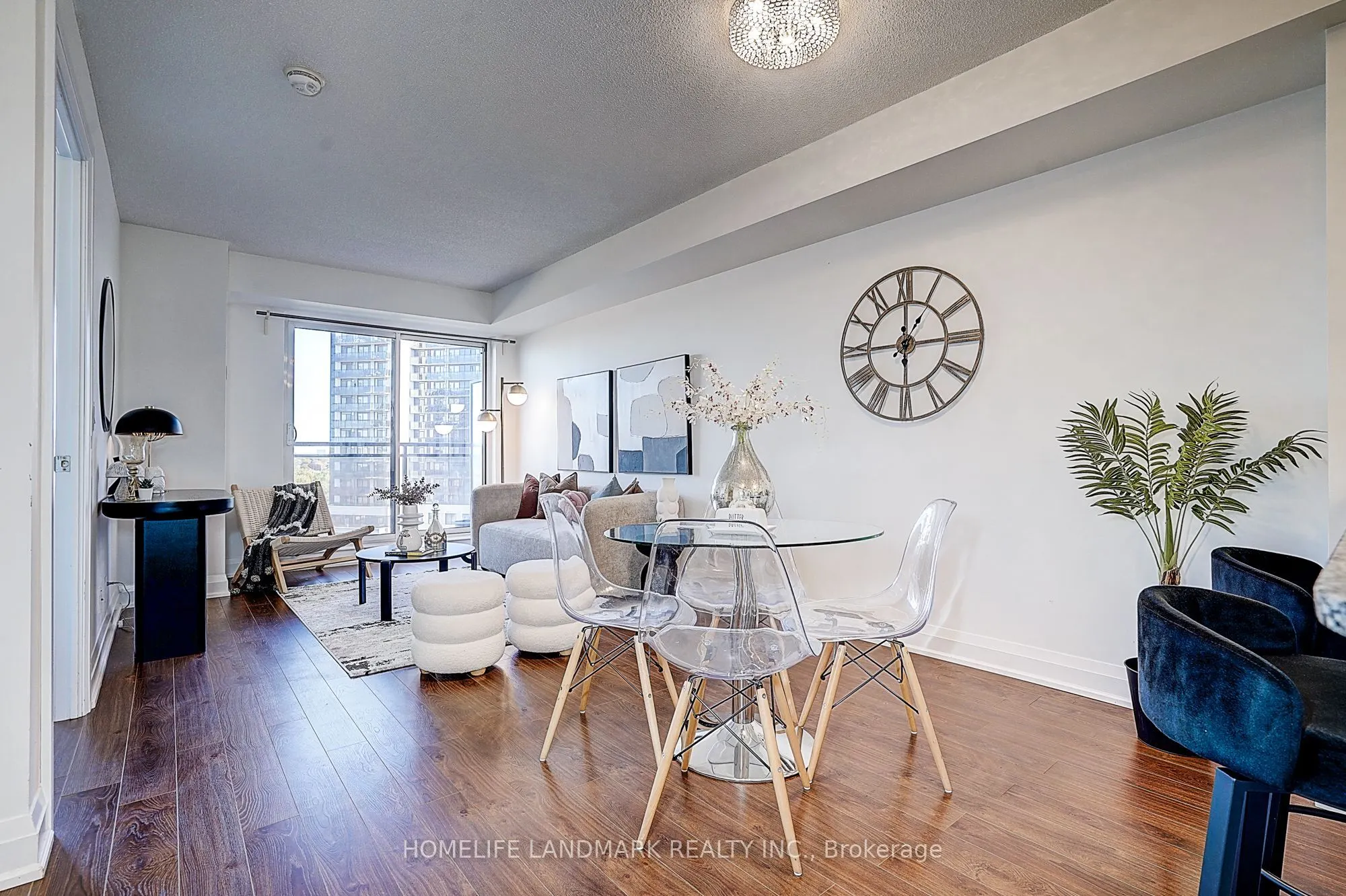 1070 Sheppard Avenue W, #716