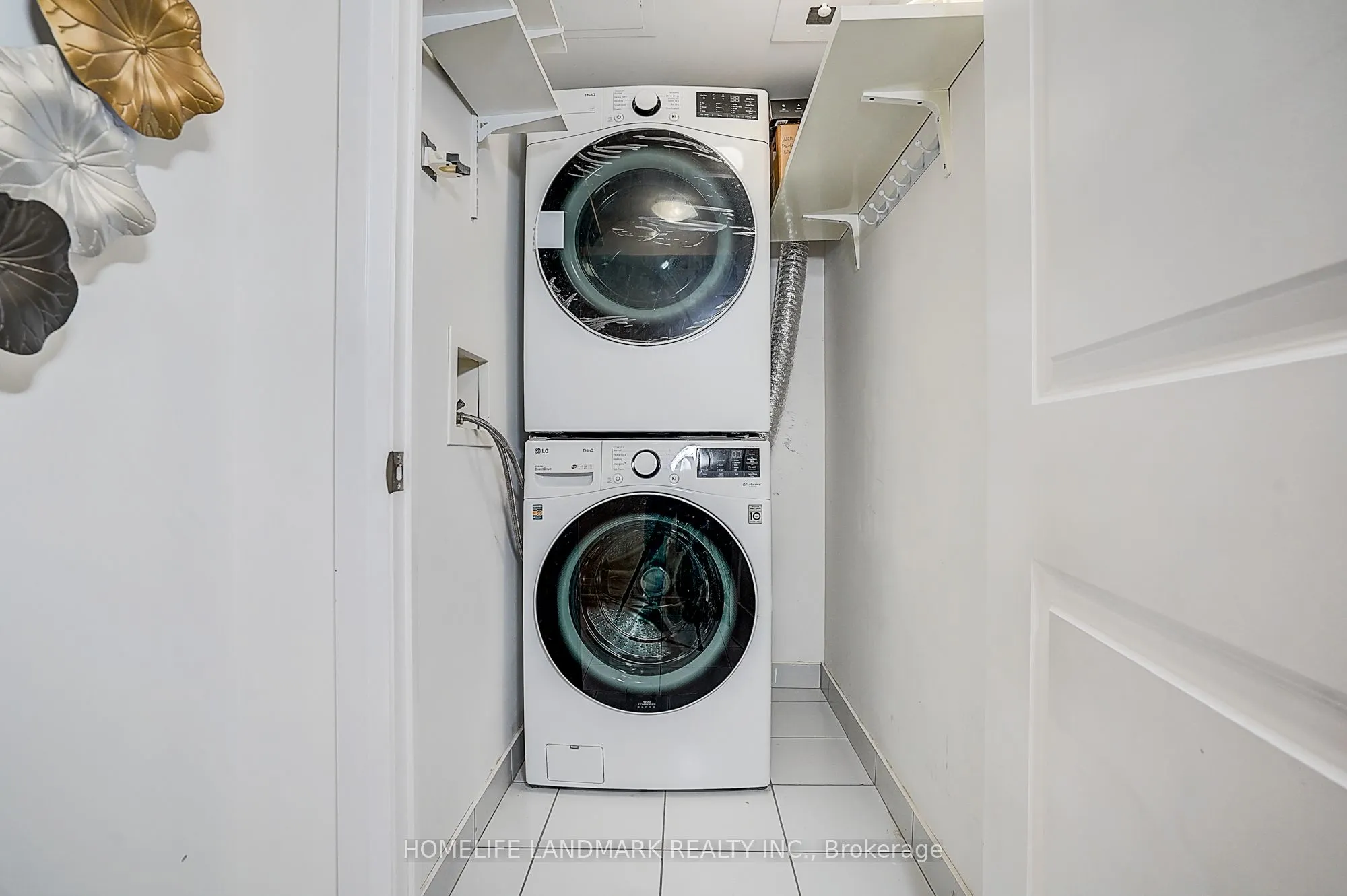 1070 Sheppard Avenue W, #716