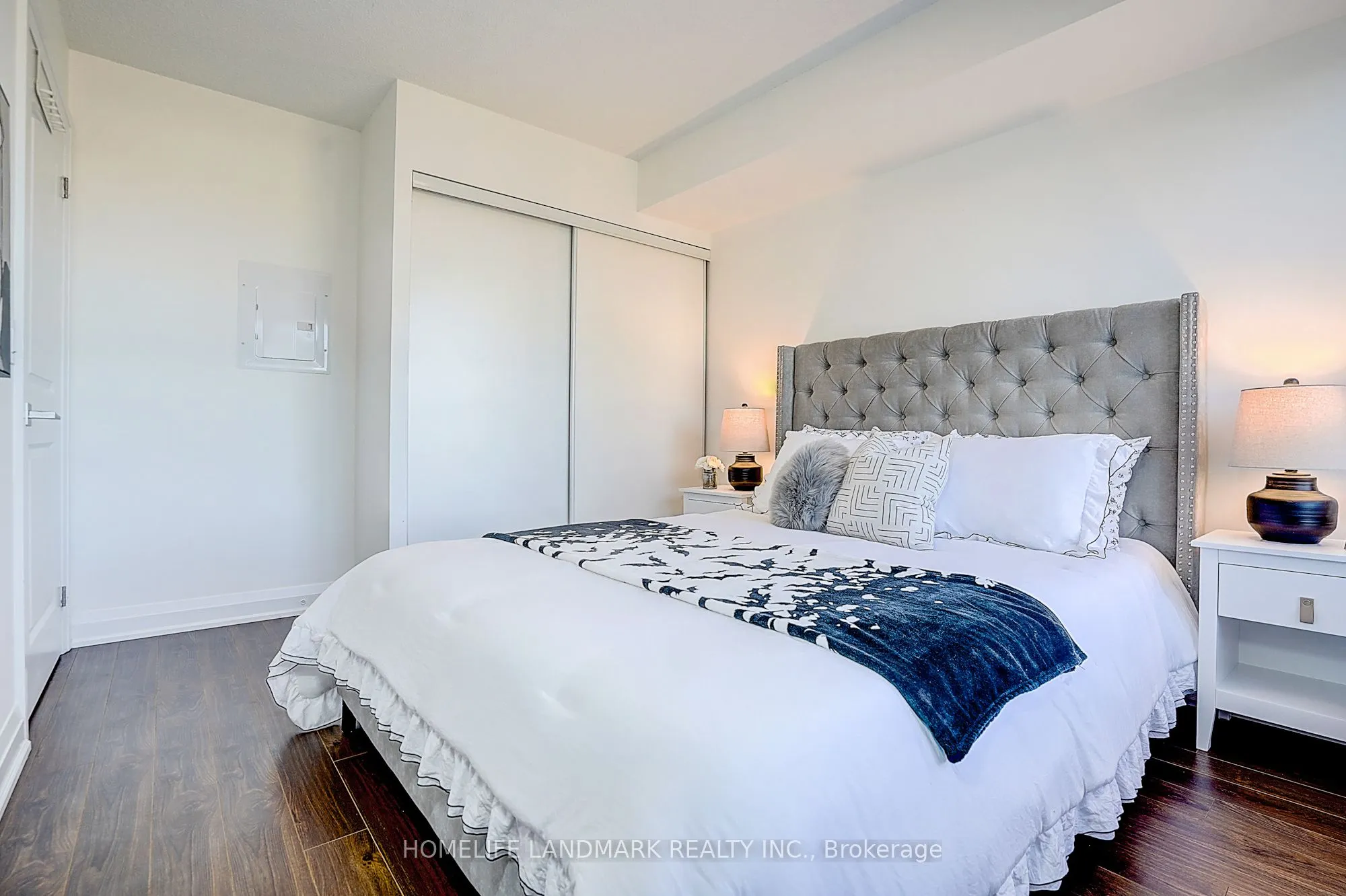 1070 Sheppard Avenue W, #716