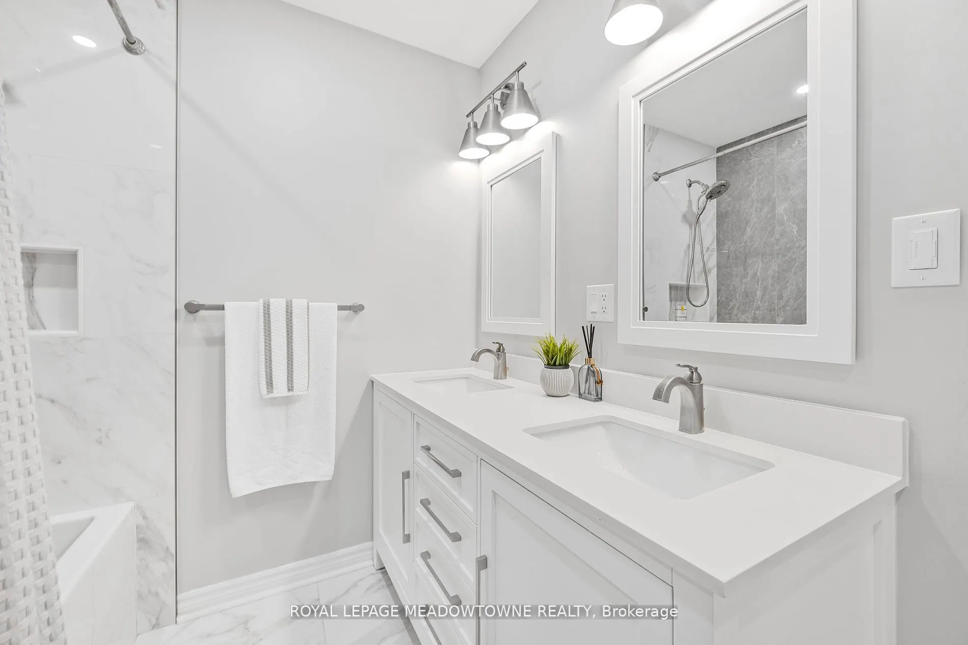 106 Campbell Avenue E