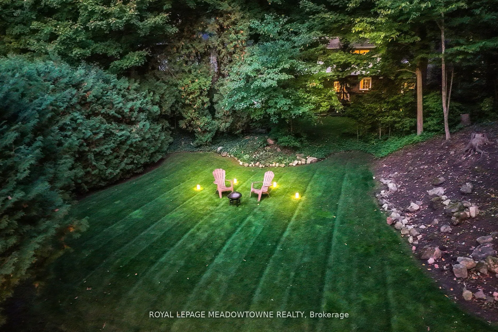 106 Campbell Avenue E