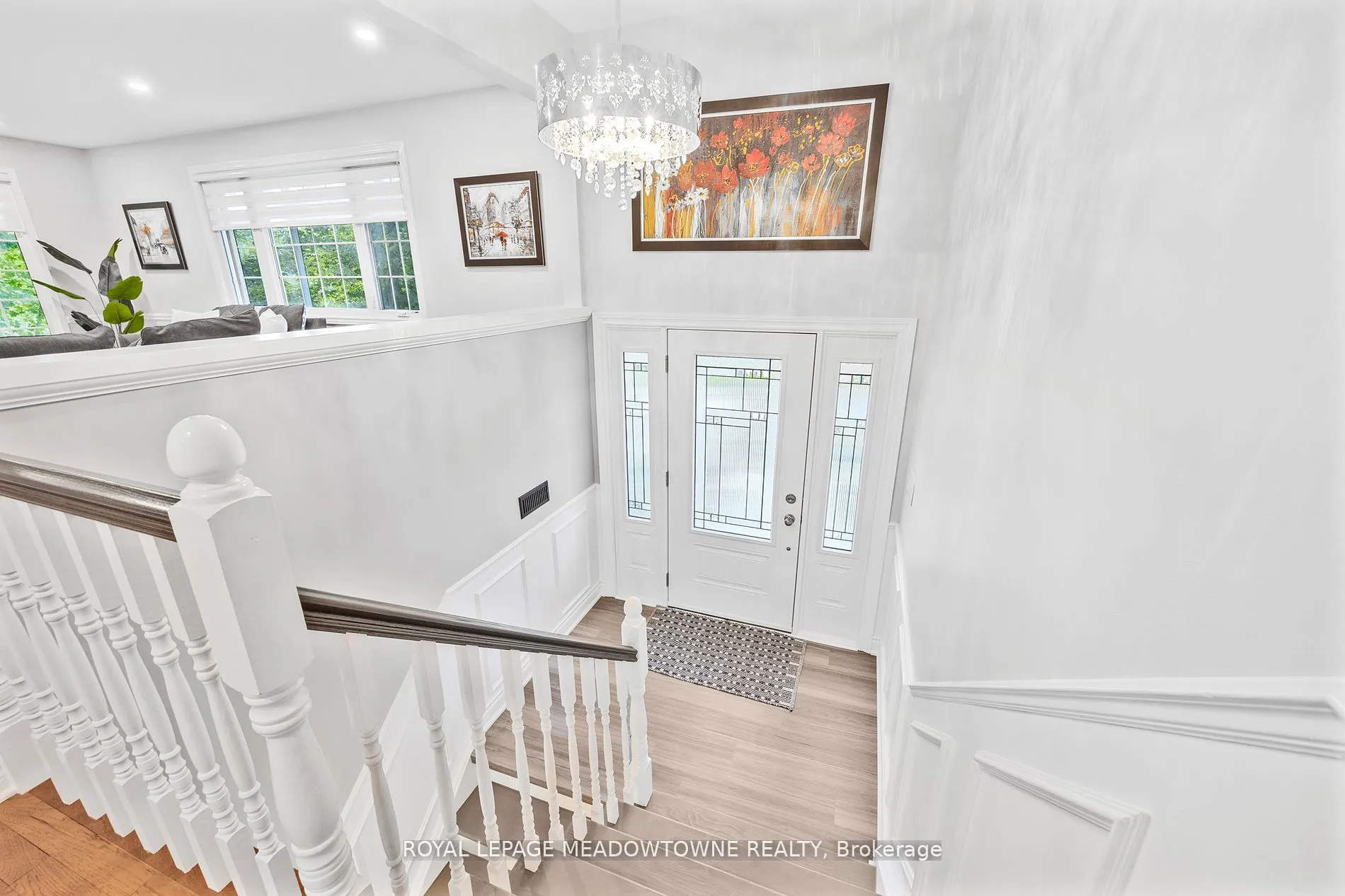 106 Campbell Avenue E