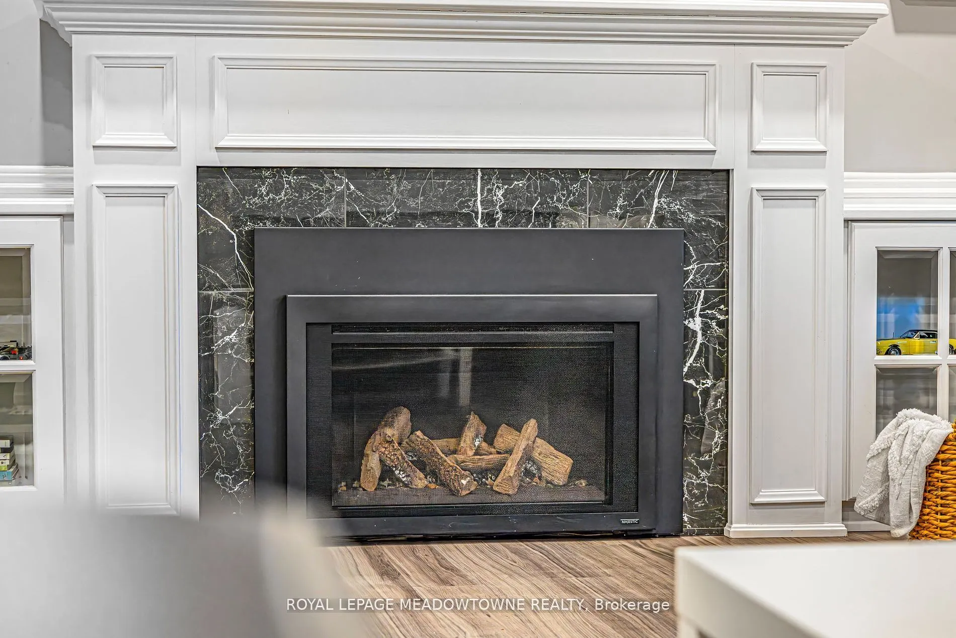 106 Campbell Avenue E