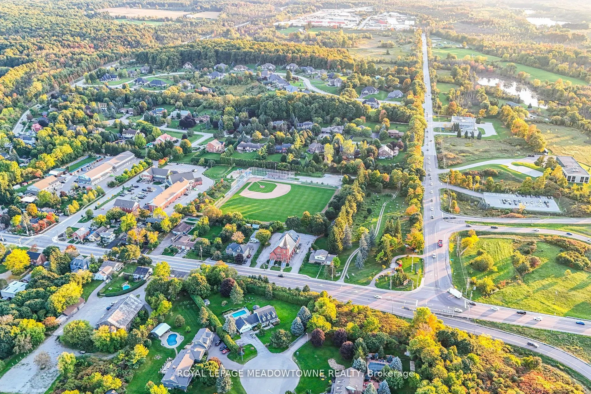 106 Campbell Avenue E