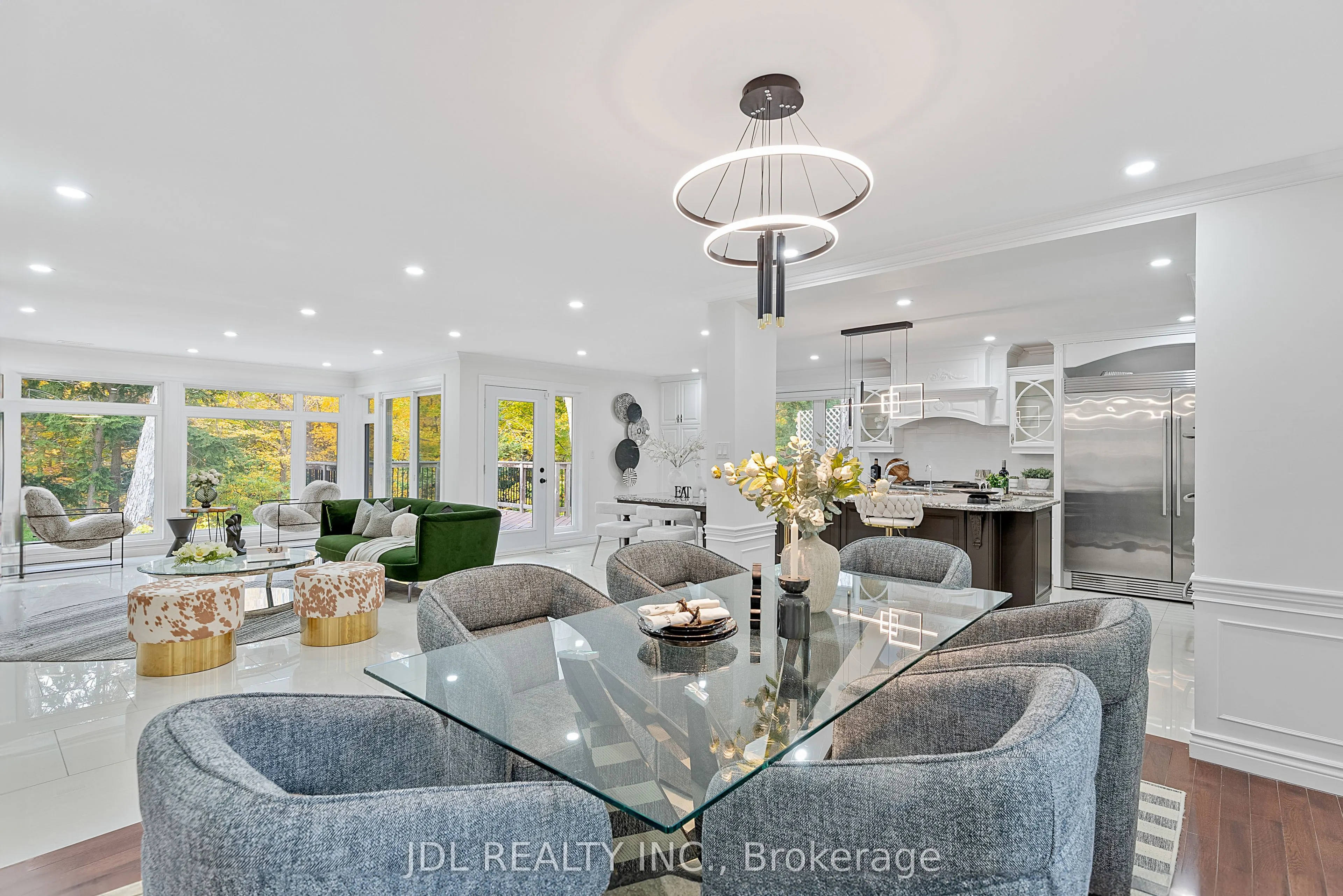 1859 Lincoln Green Close