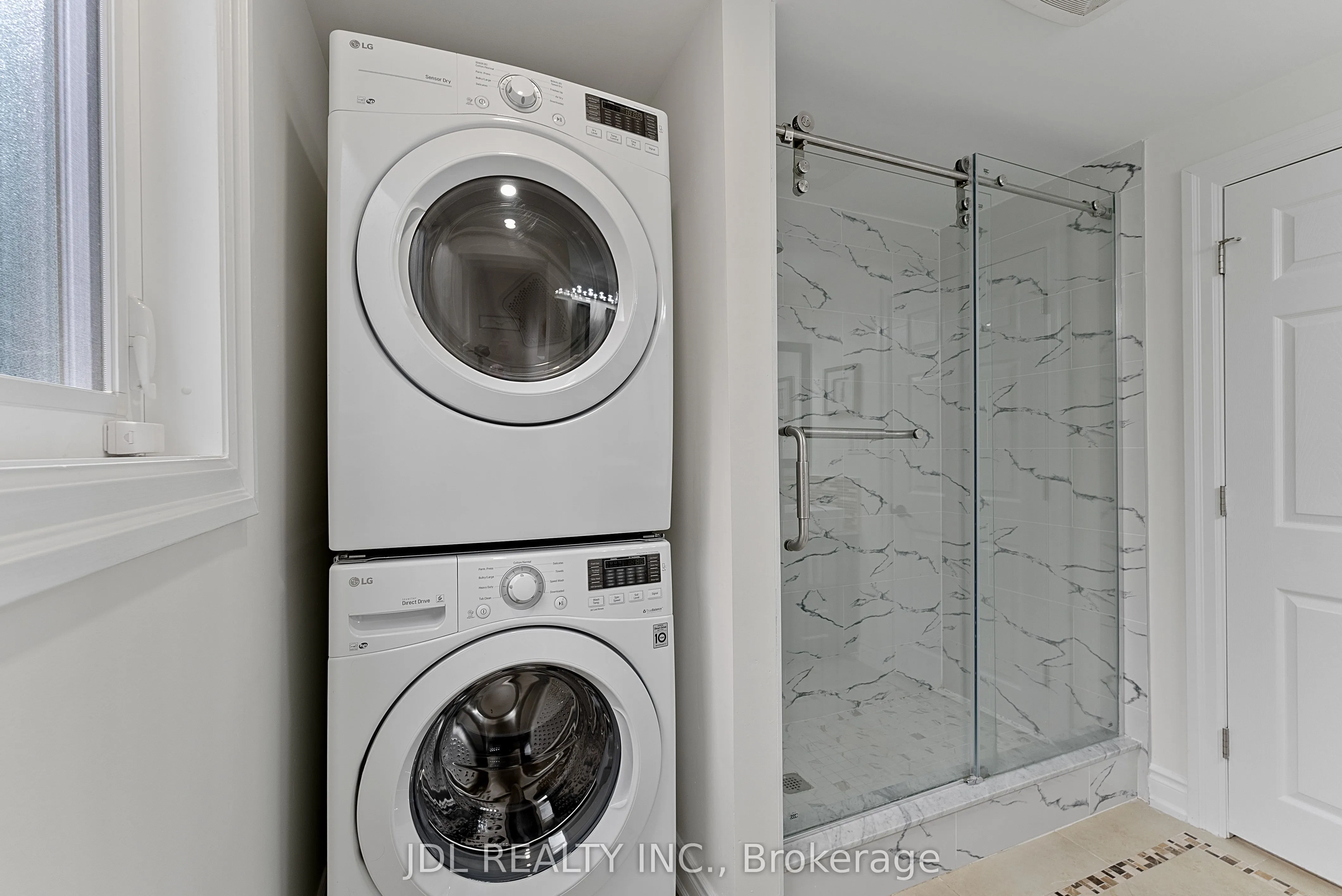 1859 Lincoln Green Close