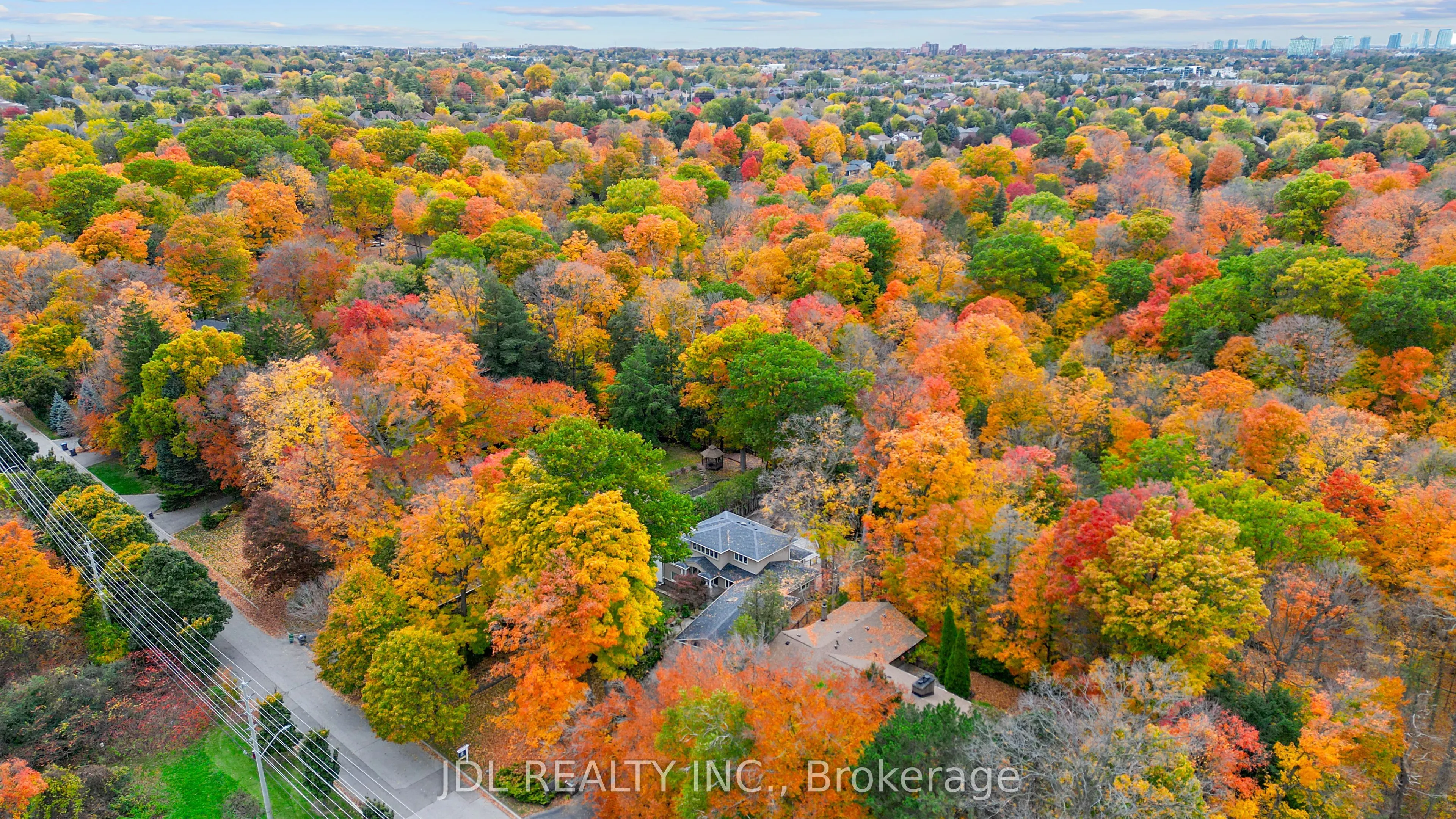 1859 Lincoln Green Close