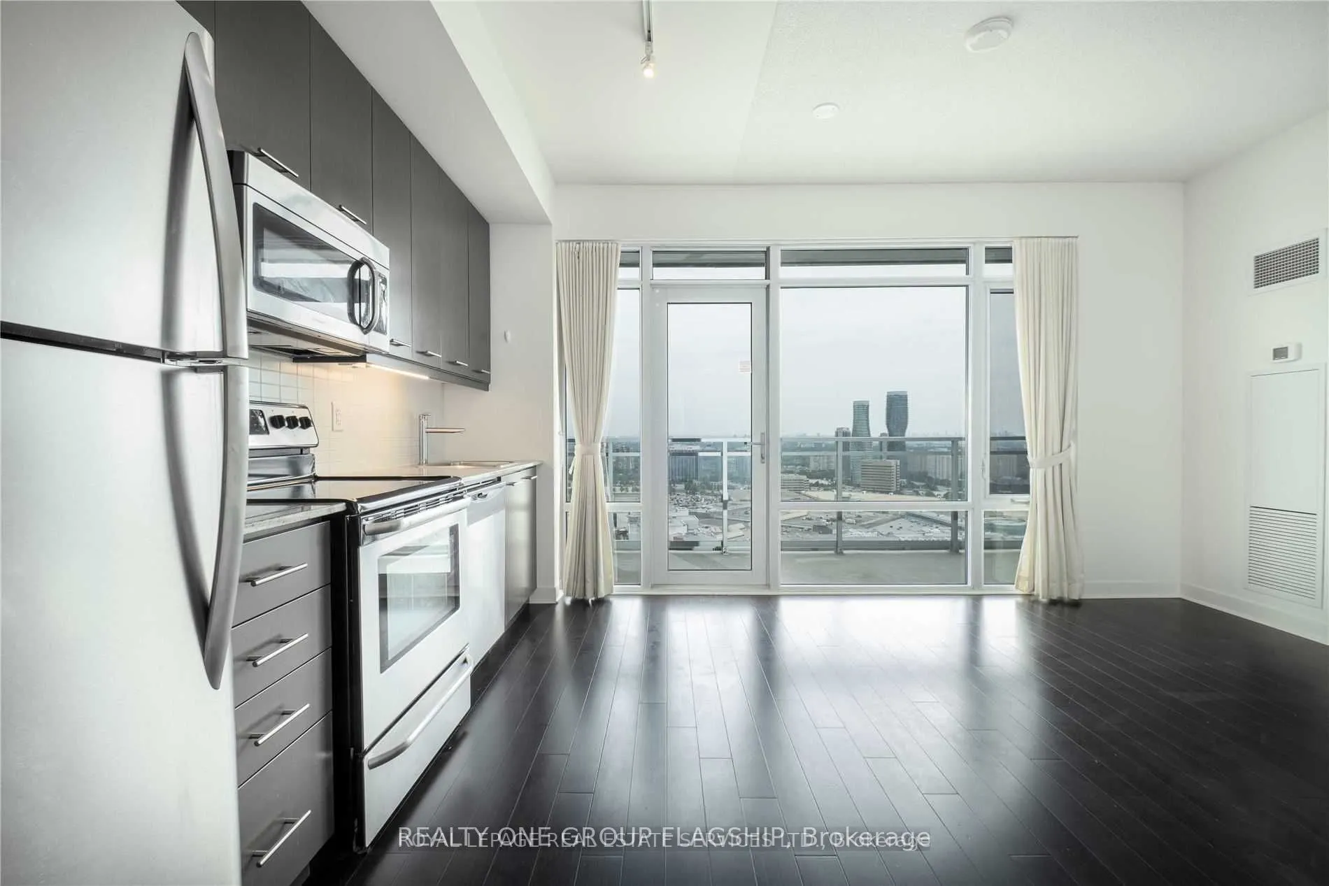 360 Square One Drive, #2801