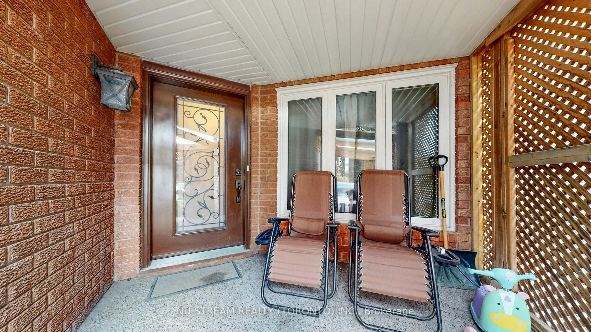 3926 Hazelridge Road