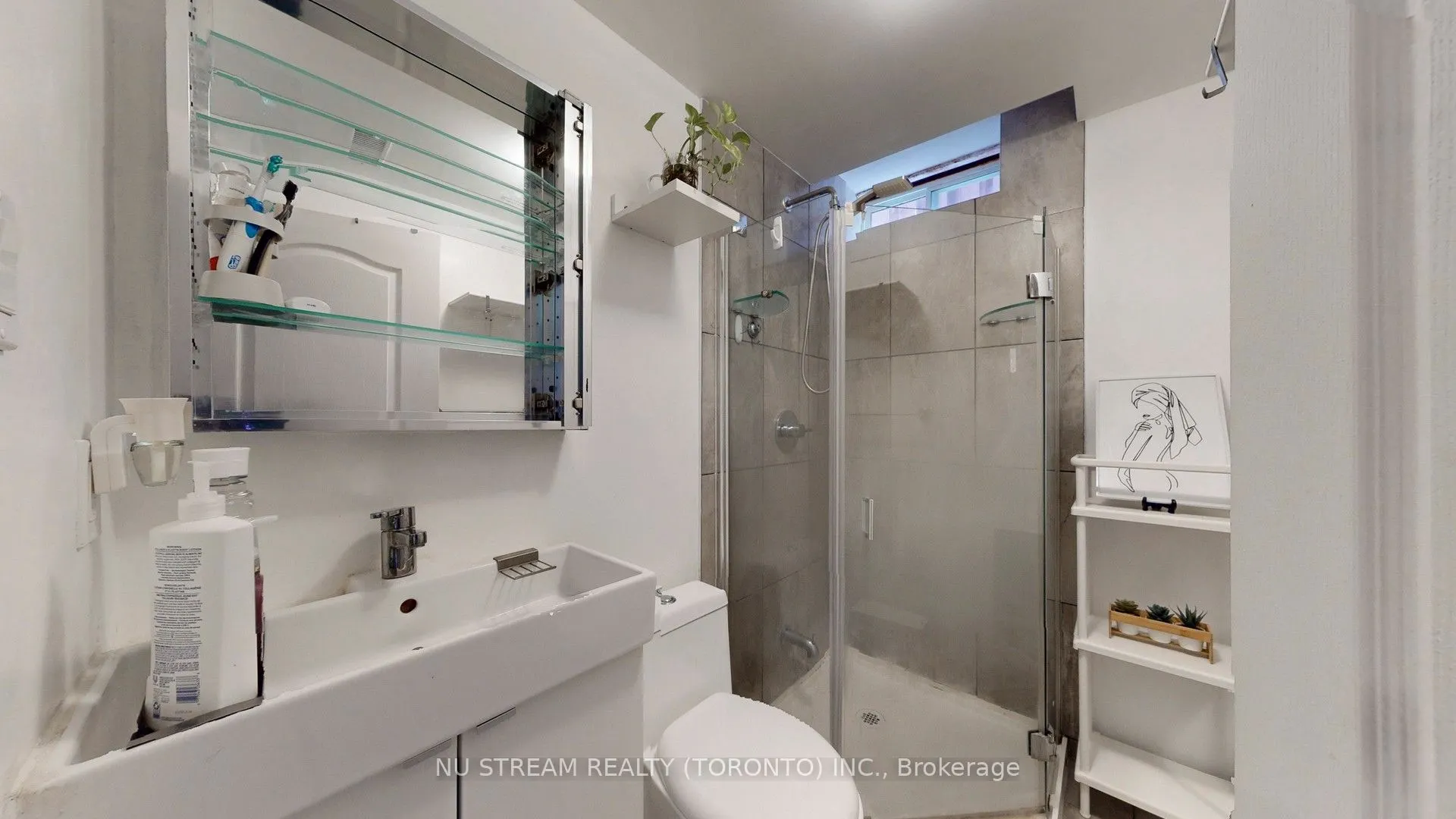 3926 Hazelridge Road