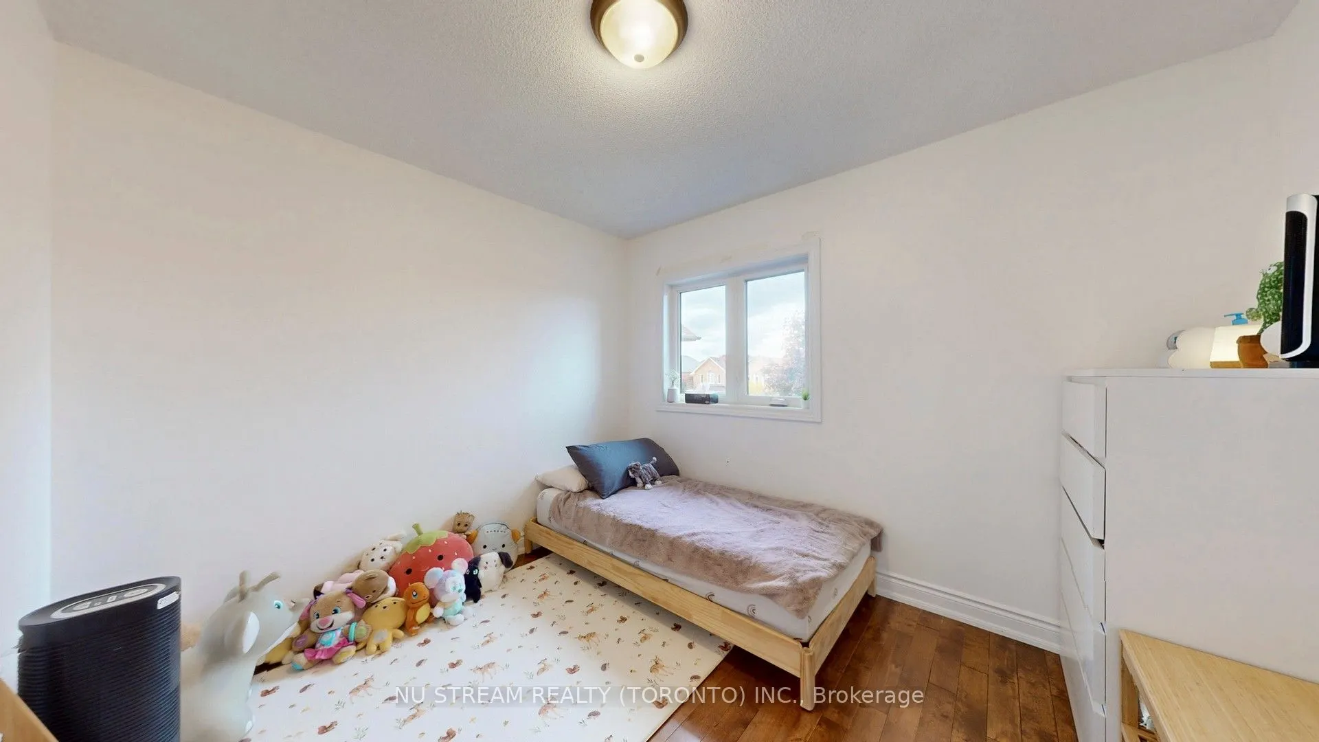 3926 Hazelridge Road