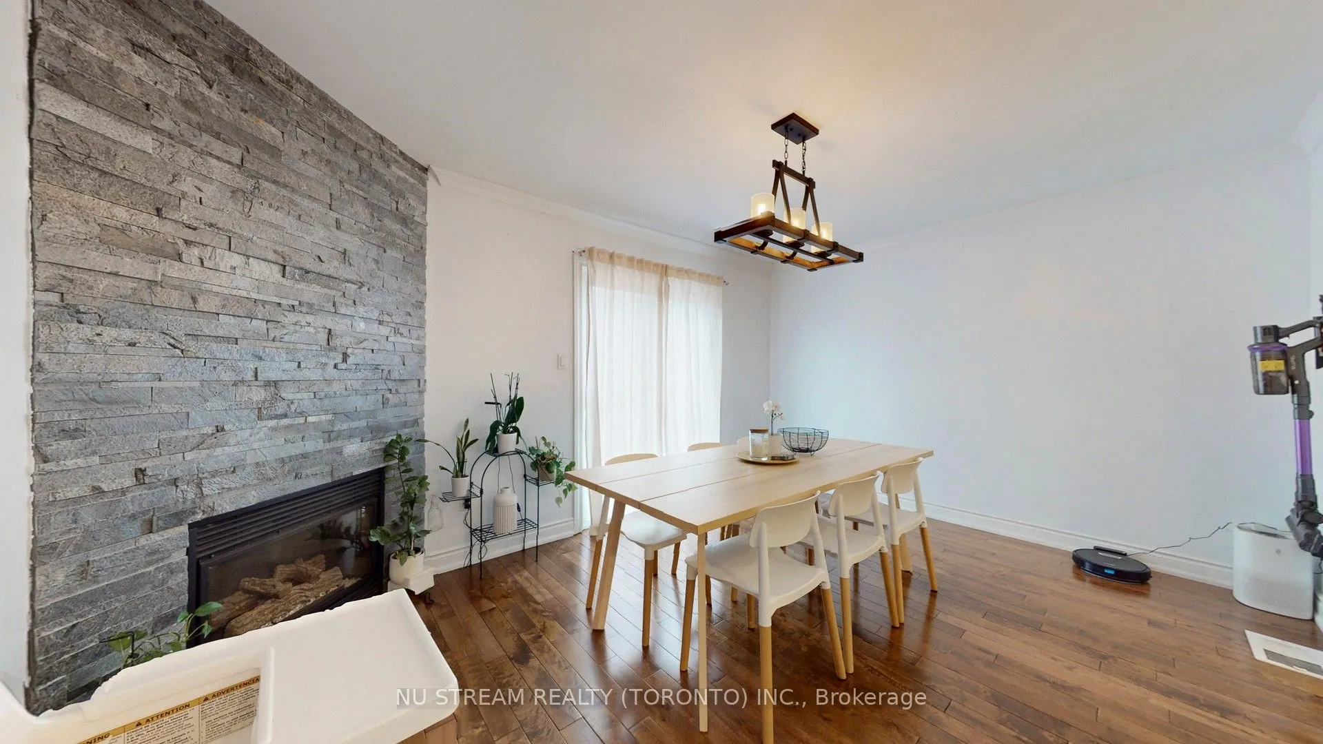 3926 Hazelridge Road