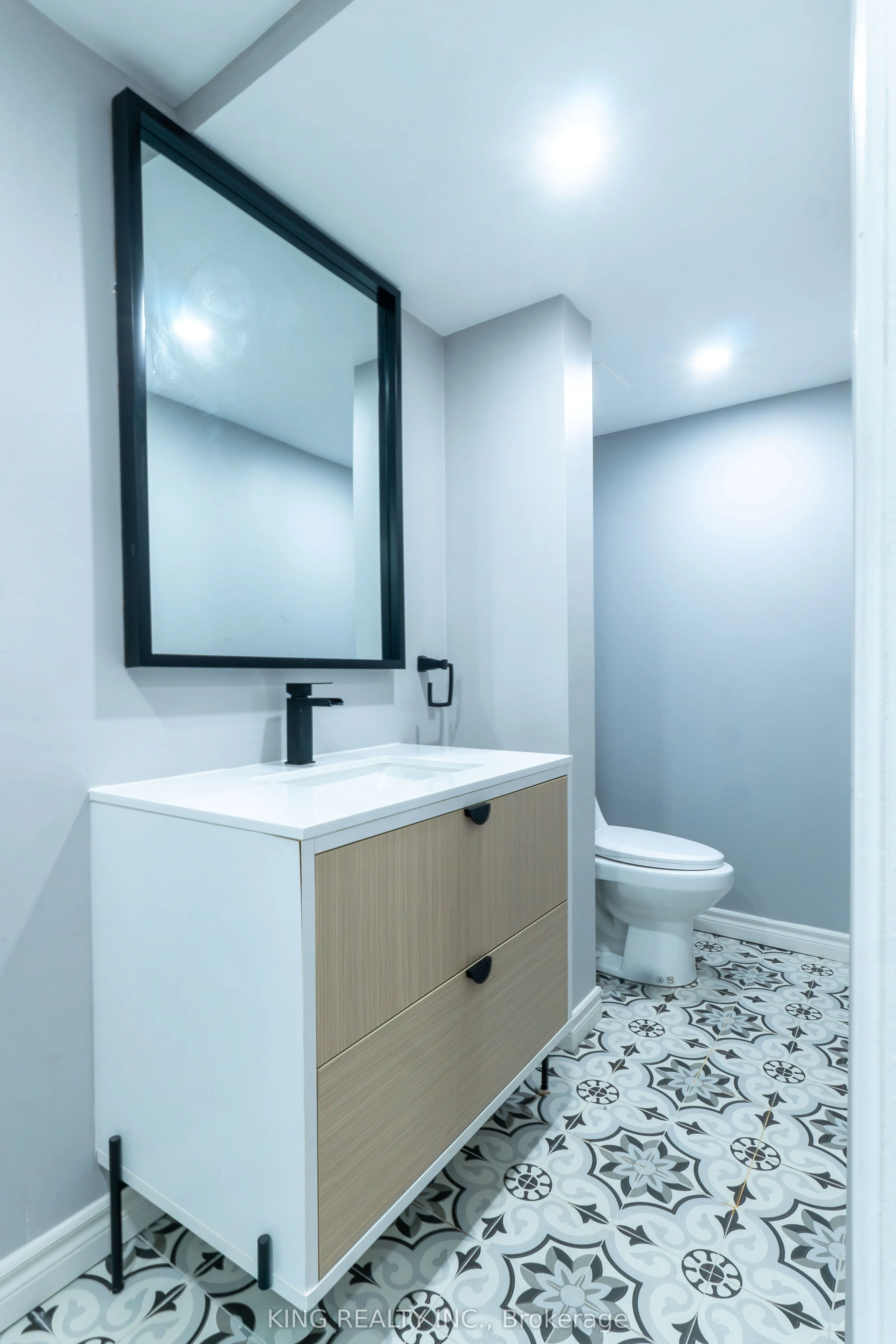 141 Ripley Court, #4