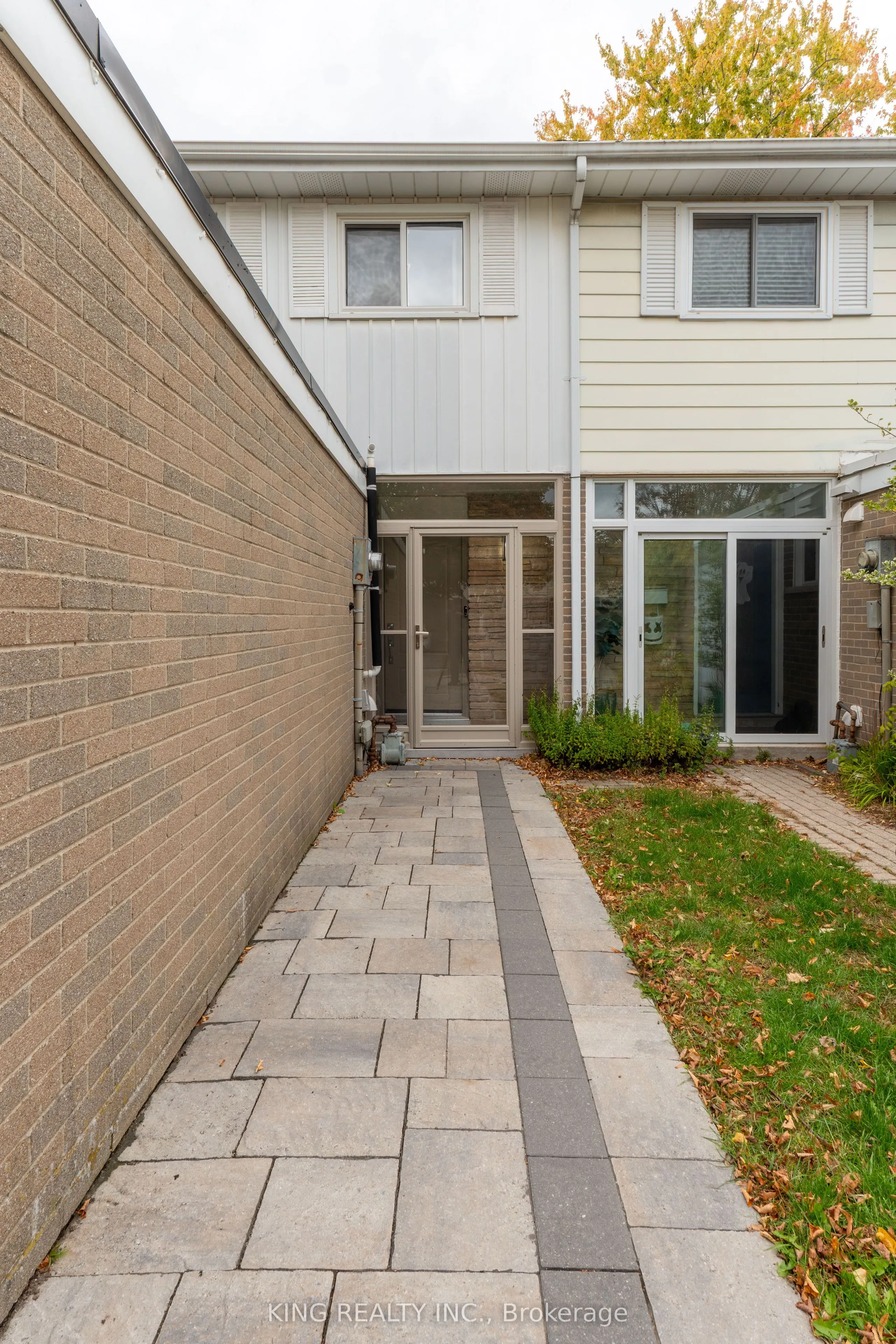 141 Ripley Court, #4