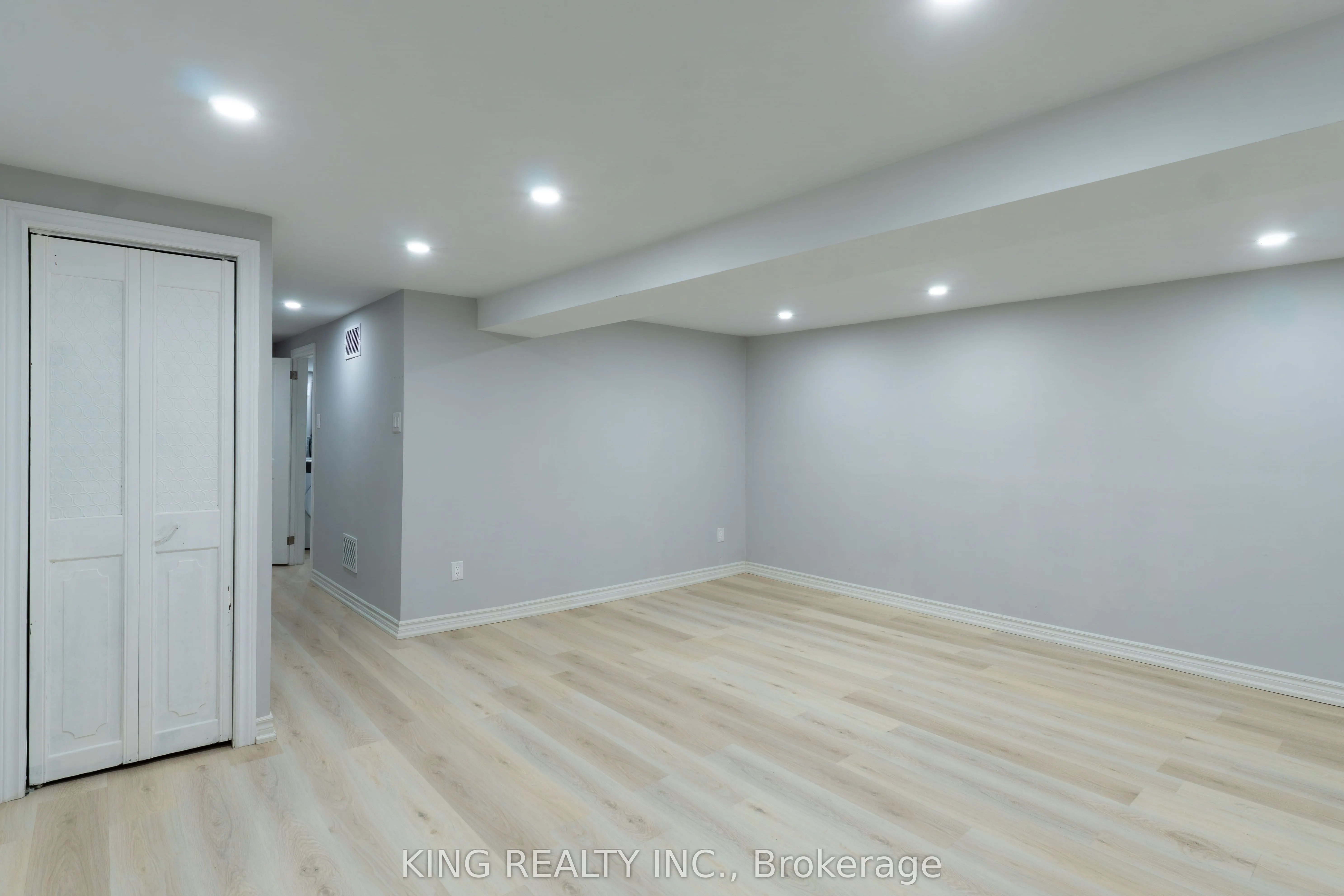 141 Ripley Court, #4