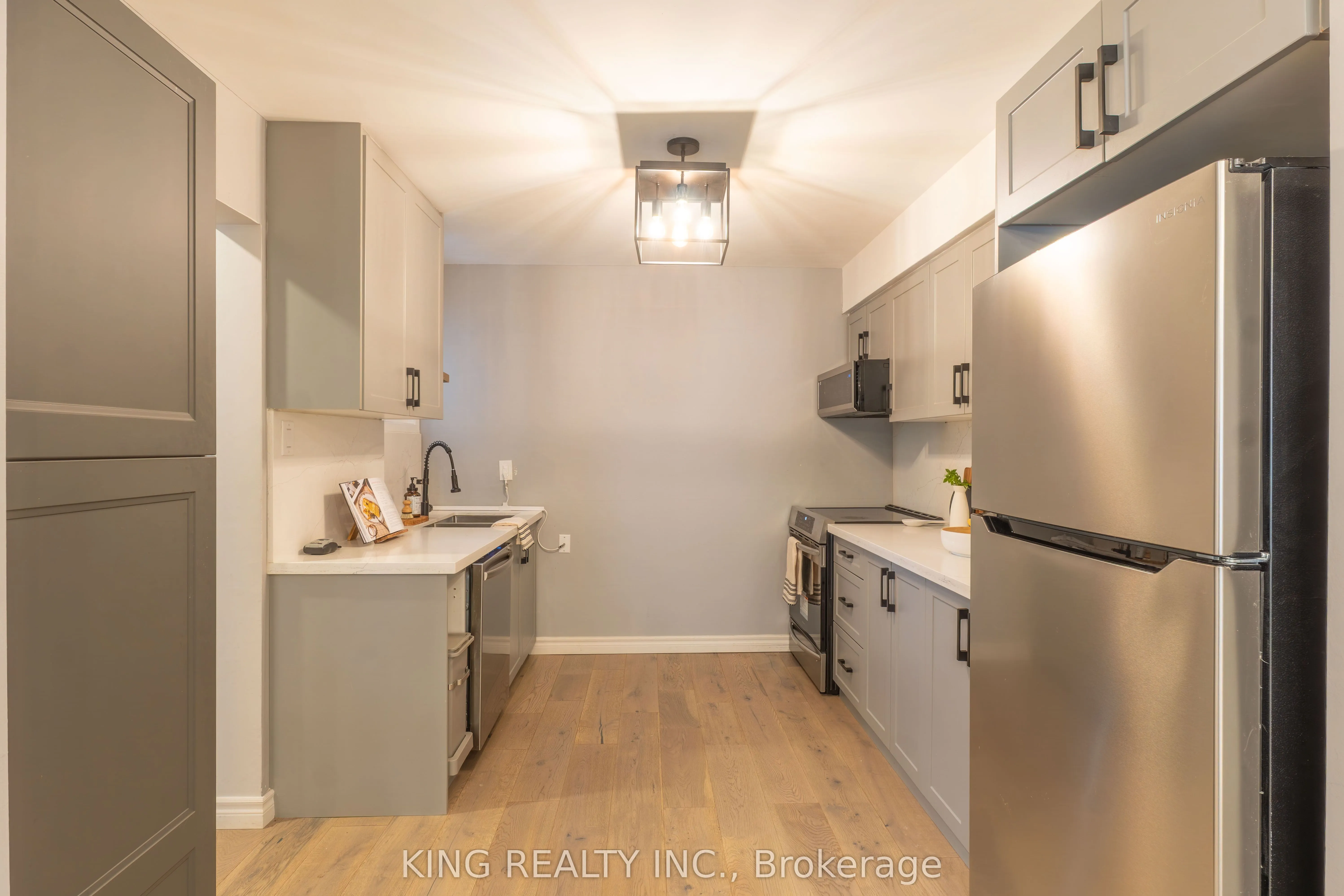 141 Ripley Court, #4