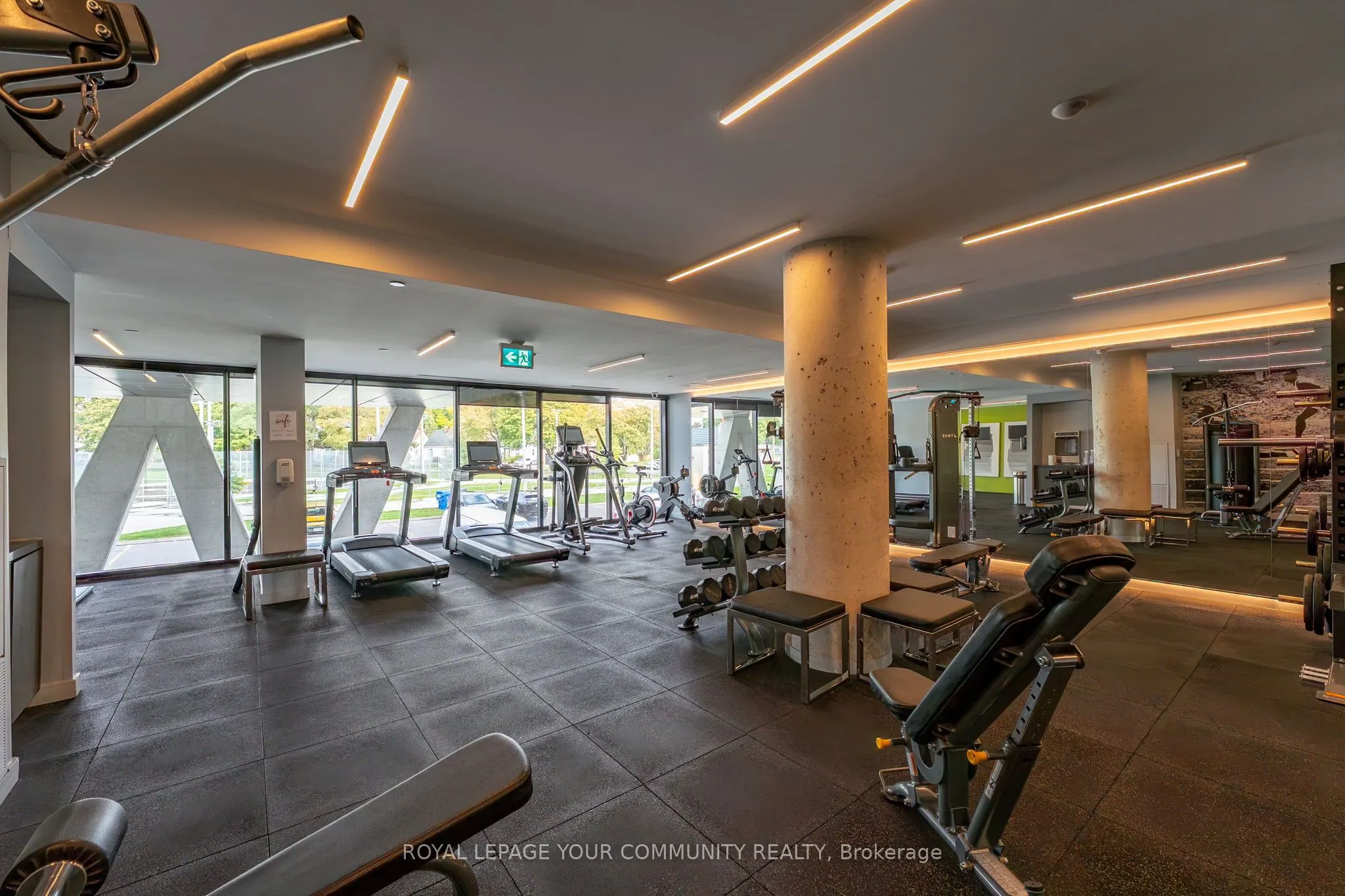 7 Smith Crescent, #325