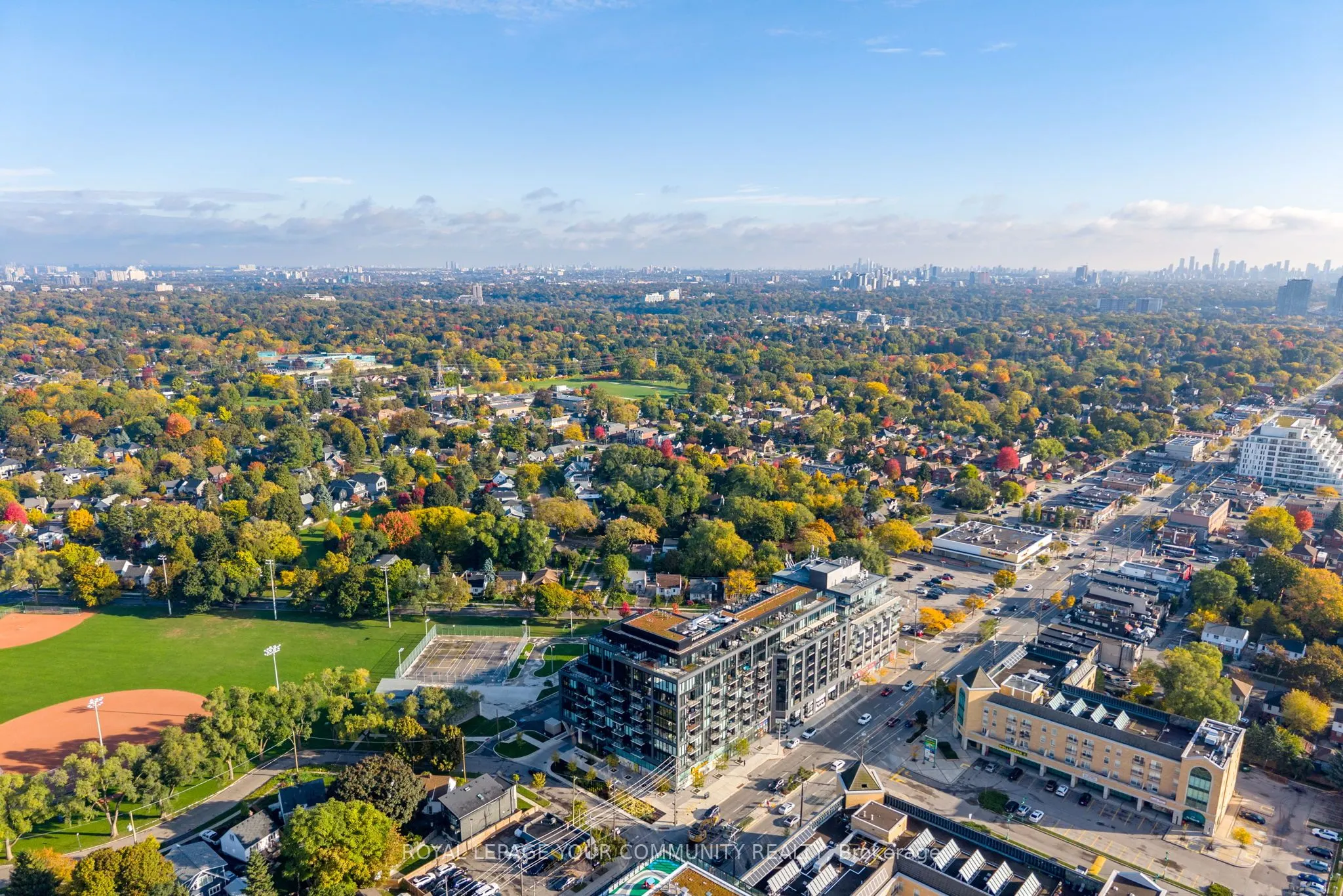 7 Smith Crescent, #325