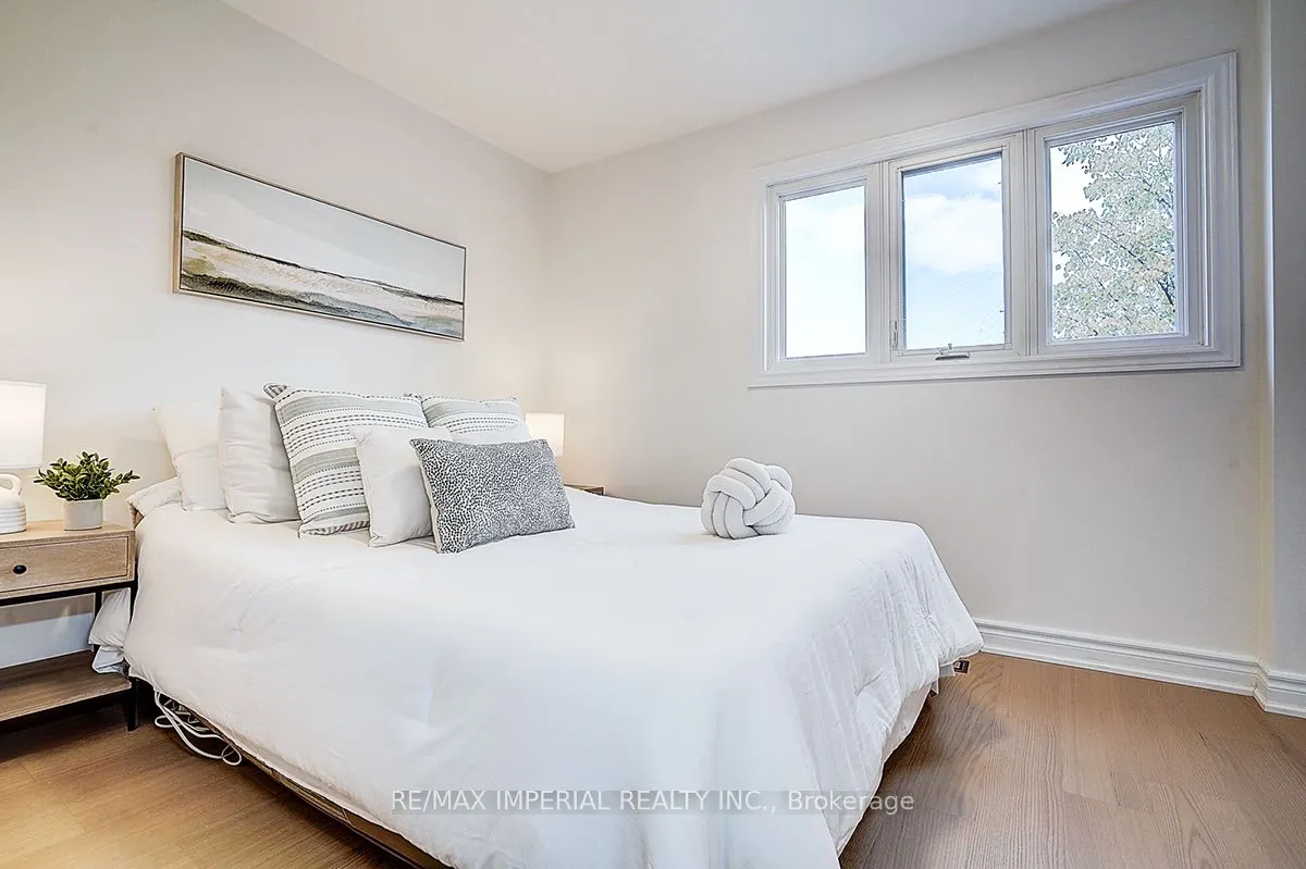 460 Bristol Road W, #48