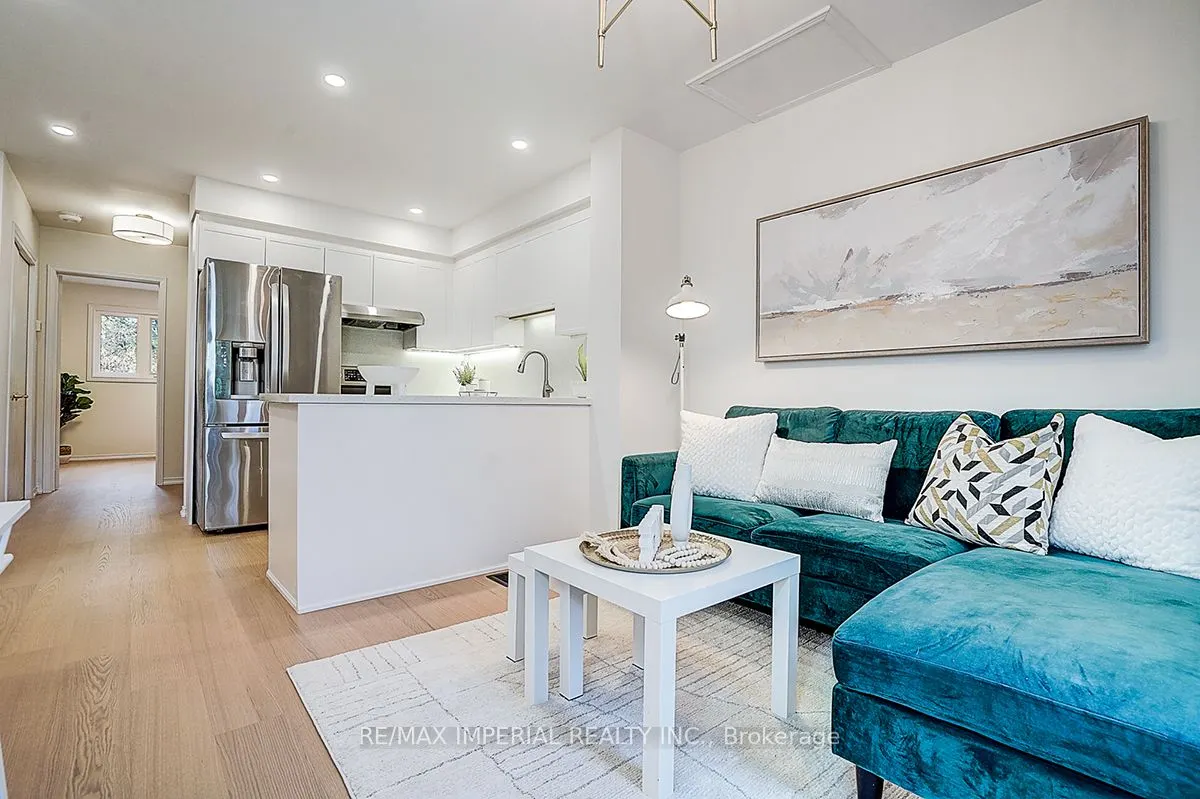 460 Bristol Road W, #48