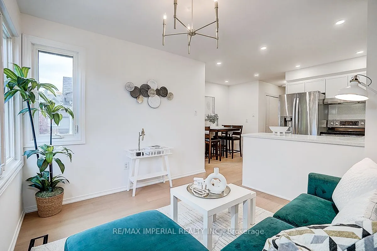 460 Bristol Road W, #48