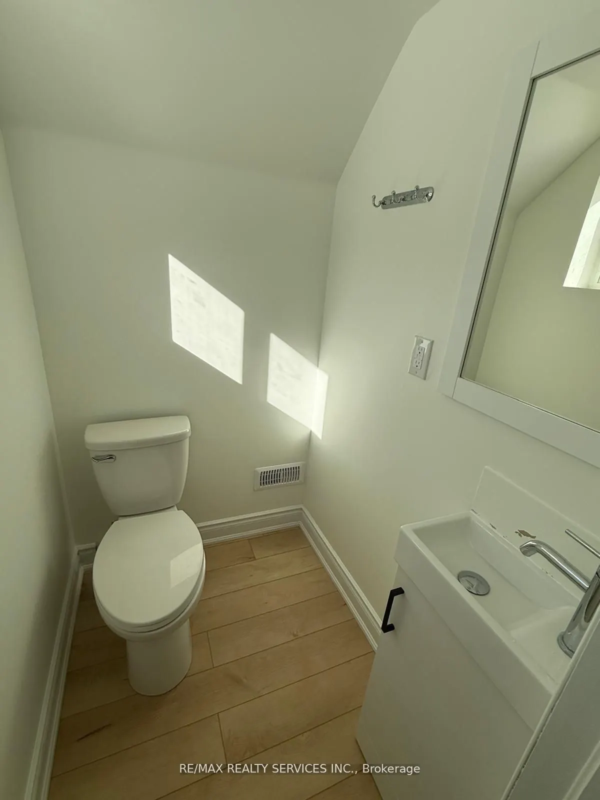 234 Morden Road, #Bsmt