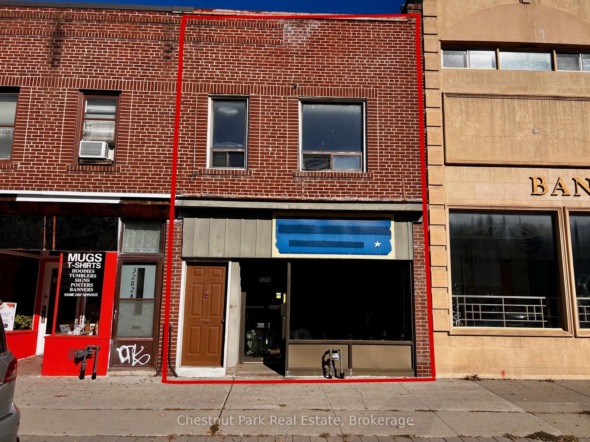 3280 Dundas Street W