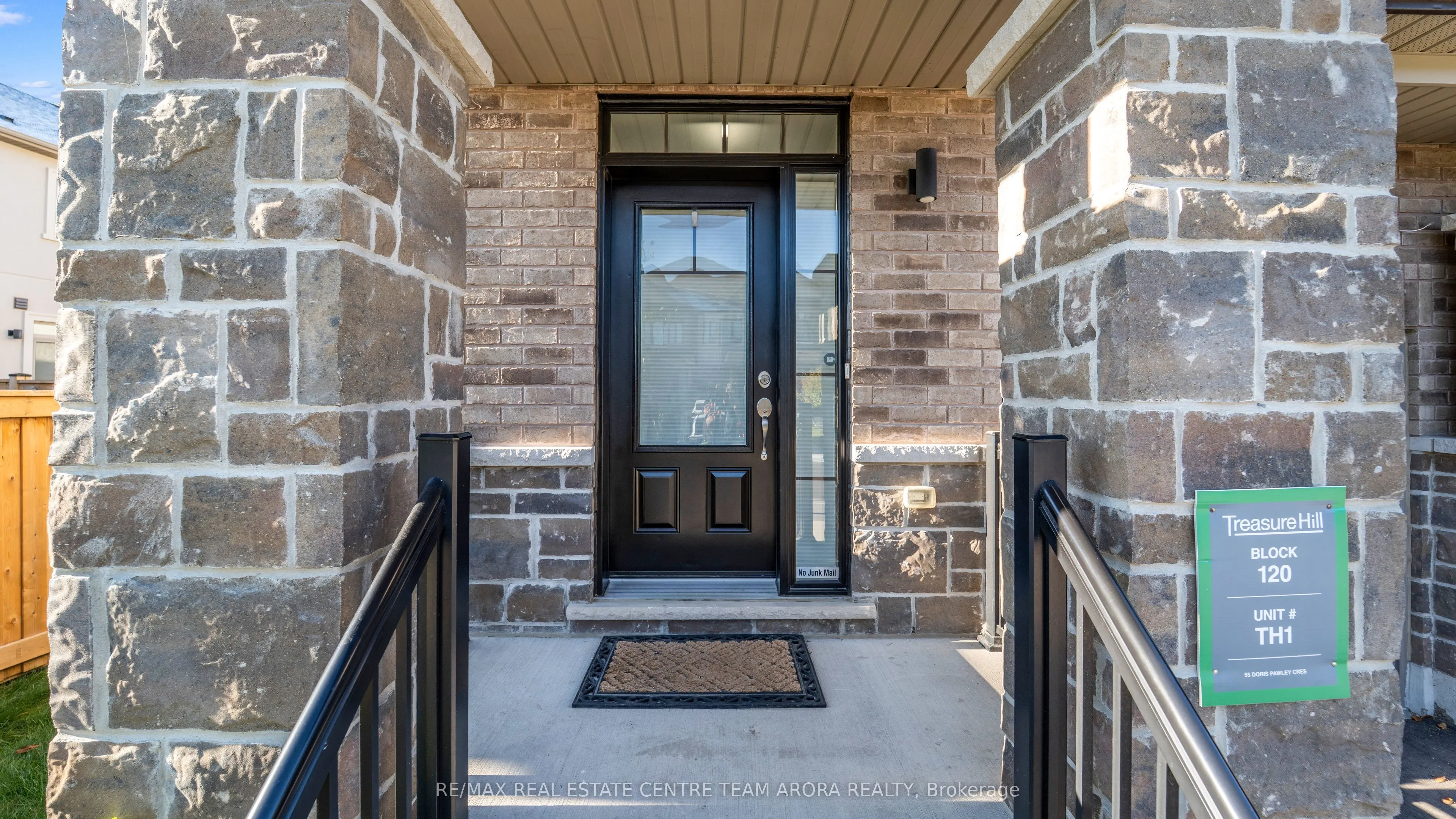 55 Doris Pawley Crescent