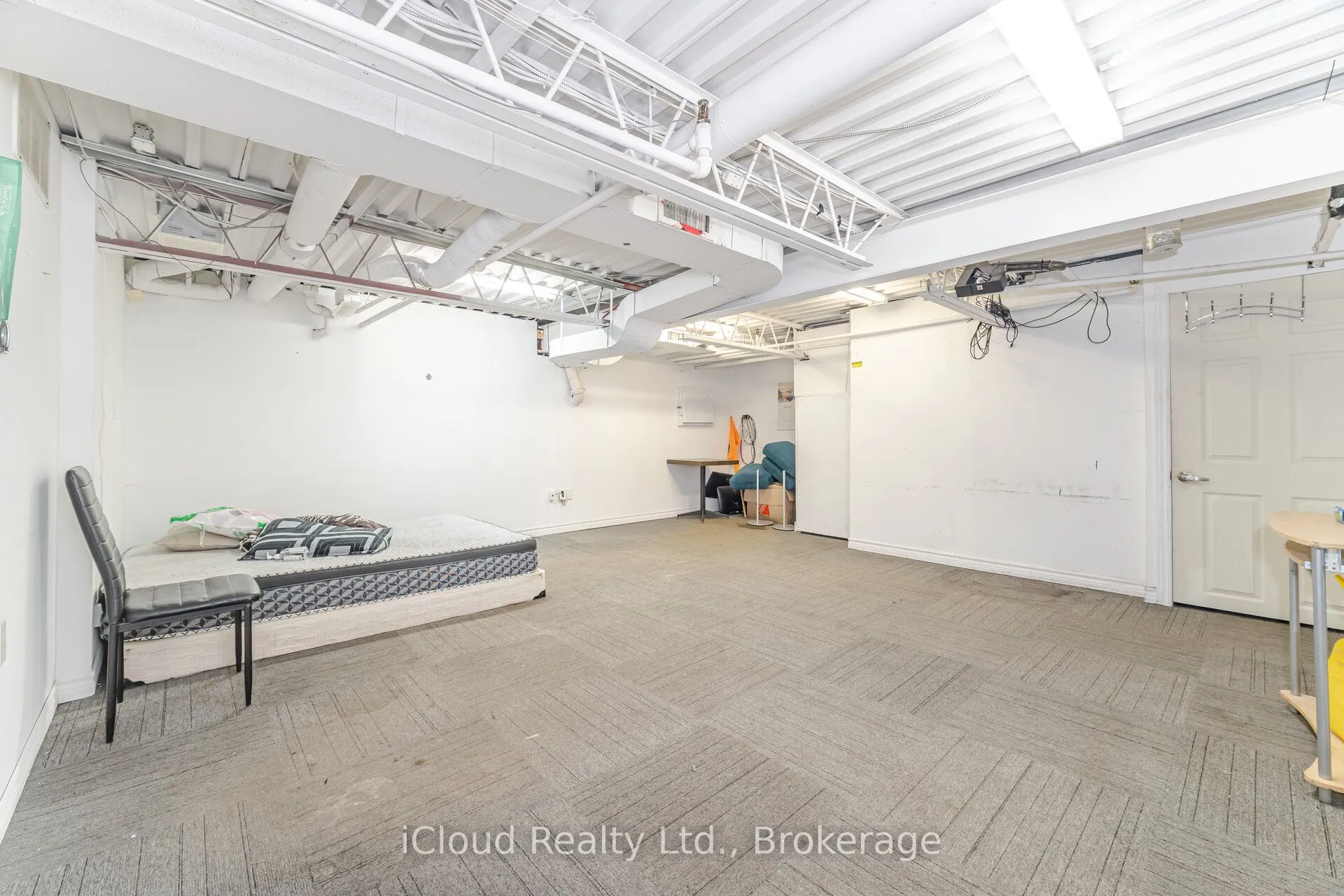 6033 Shawson Drive, #25