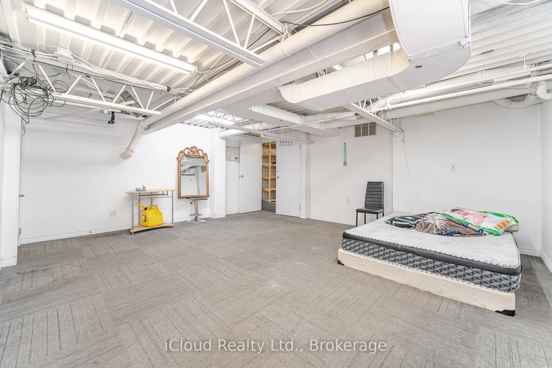 6033 Shawson Drive, #25