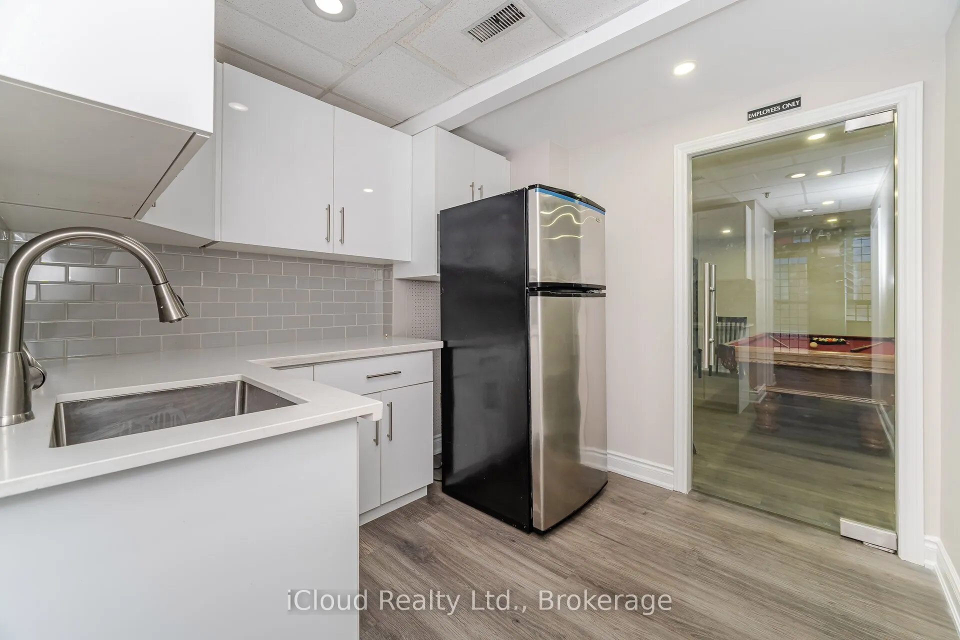 6033 Shawson Drive, #25