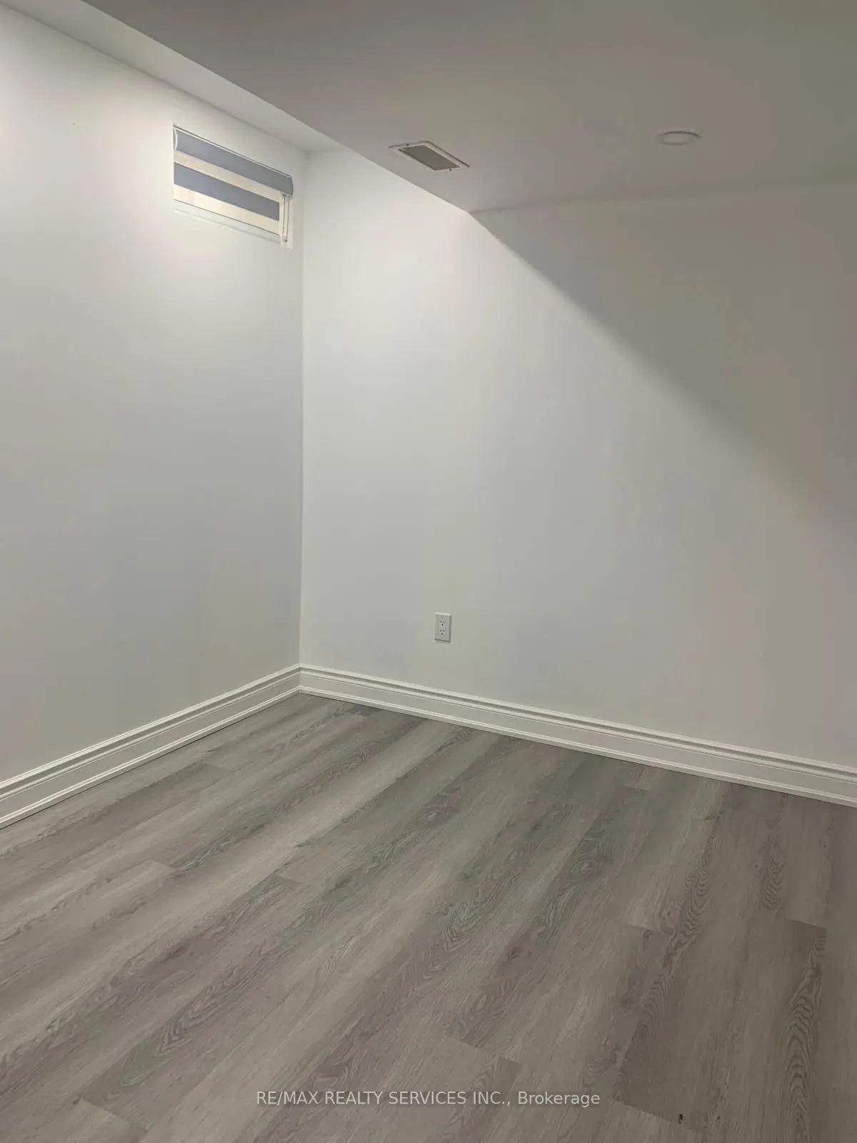 64 Fallstar Crescent, #Basement