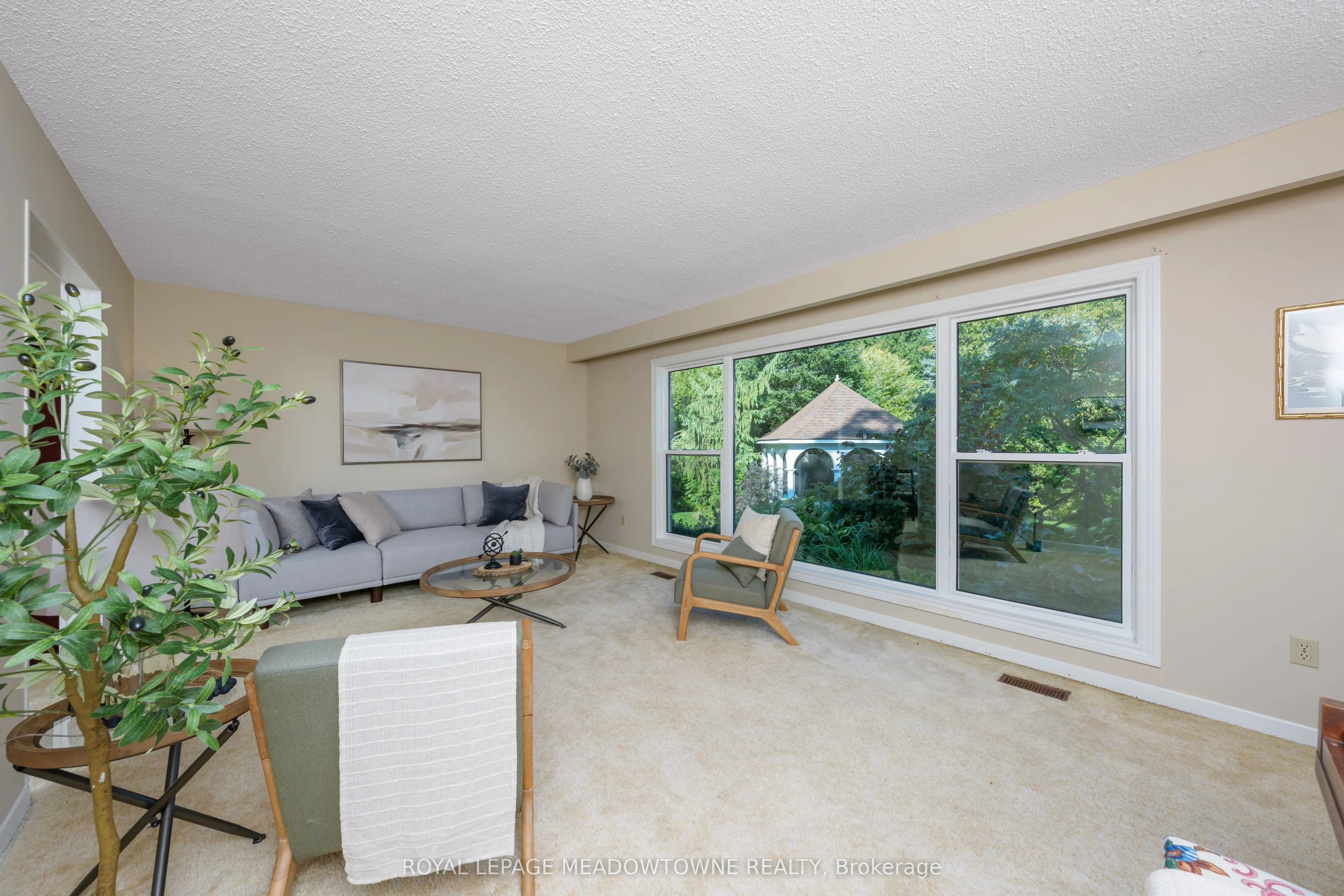 12826 Silvercreek Drive