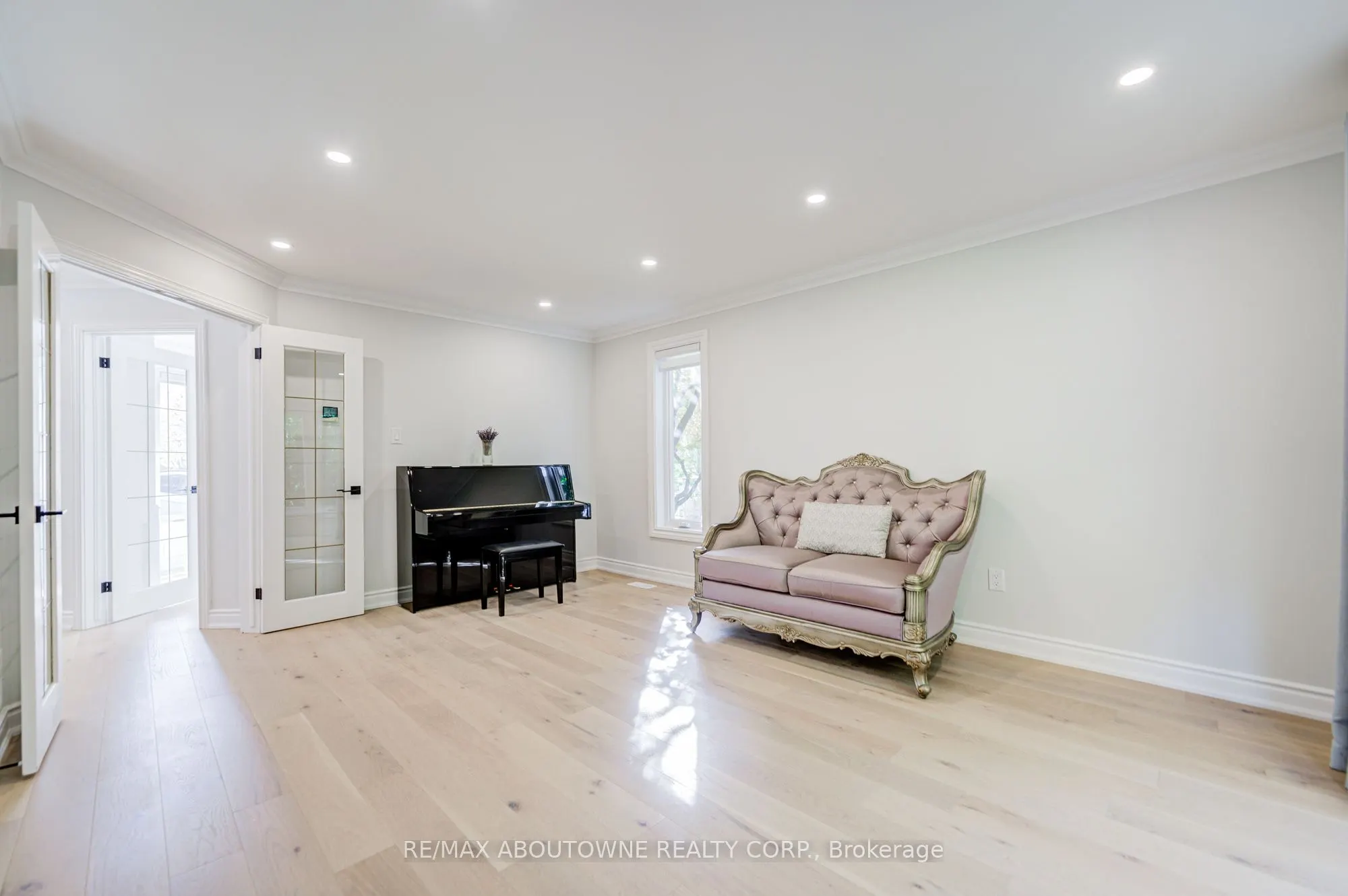 1248 Old Colony Road