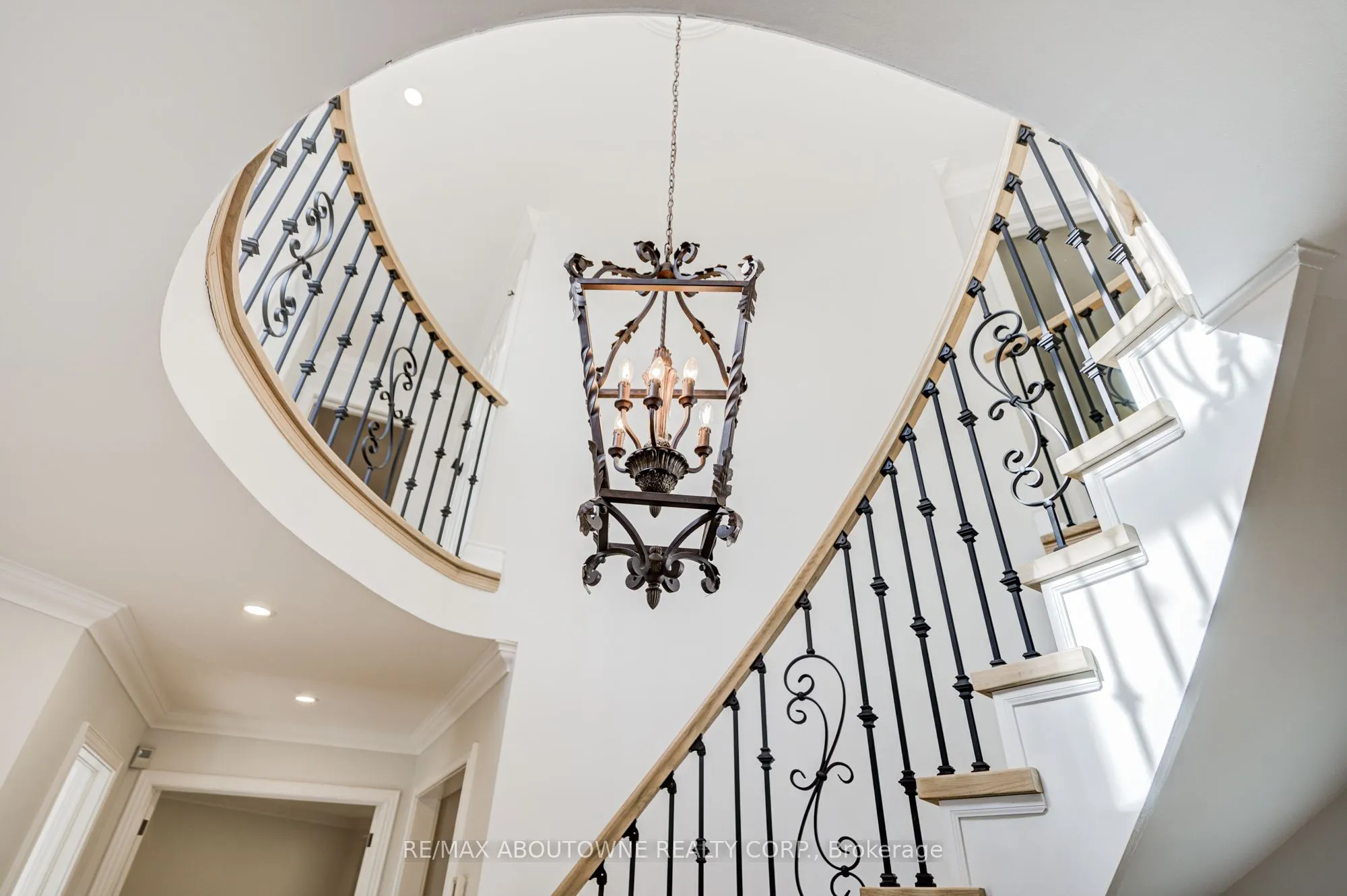 1248 Old Colony Road