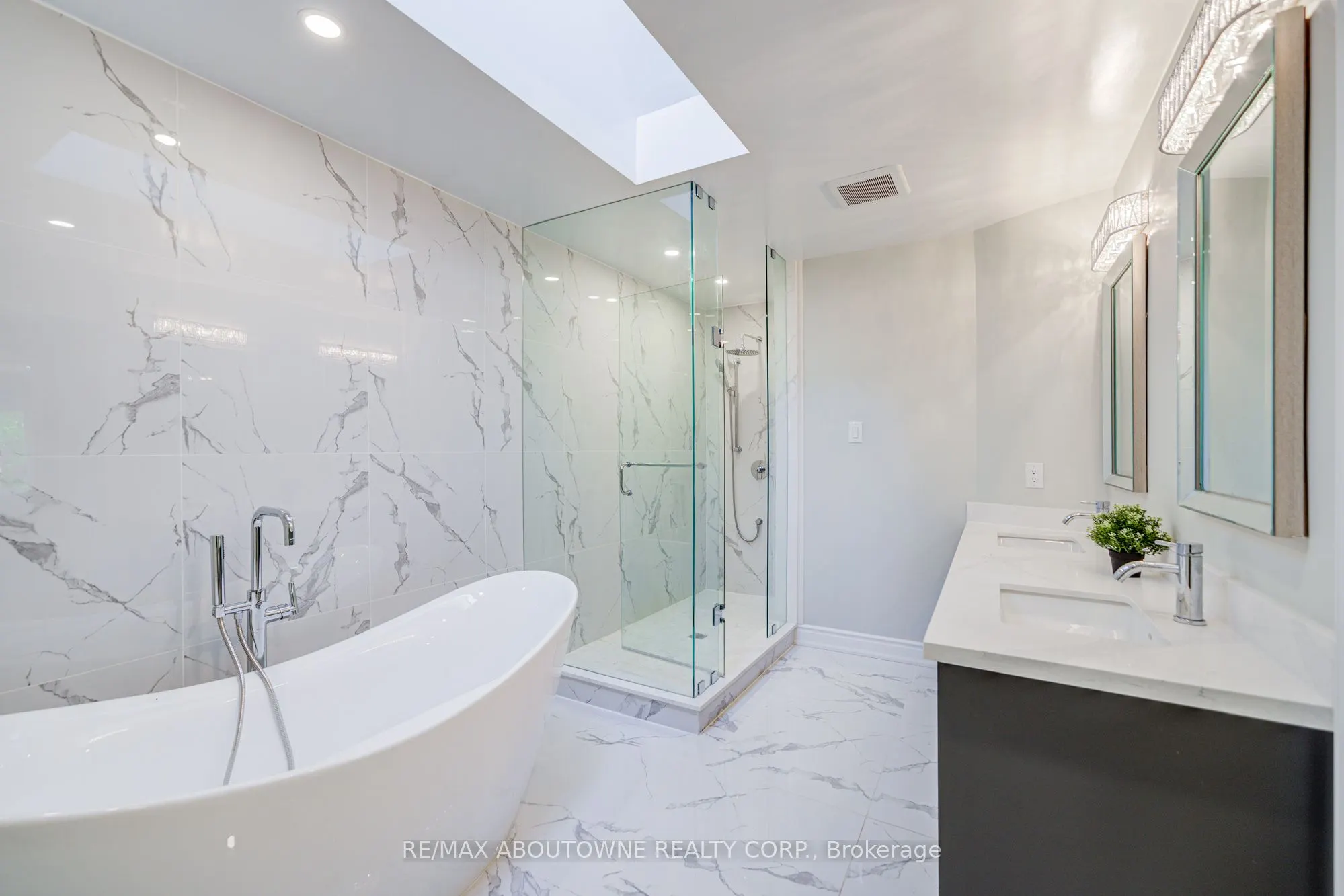 1248 Old Colony Road