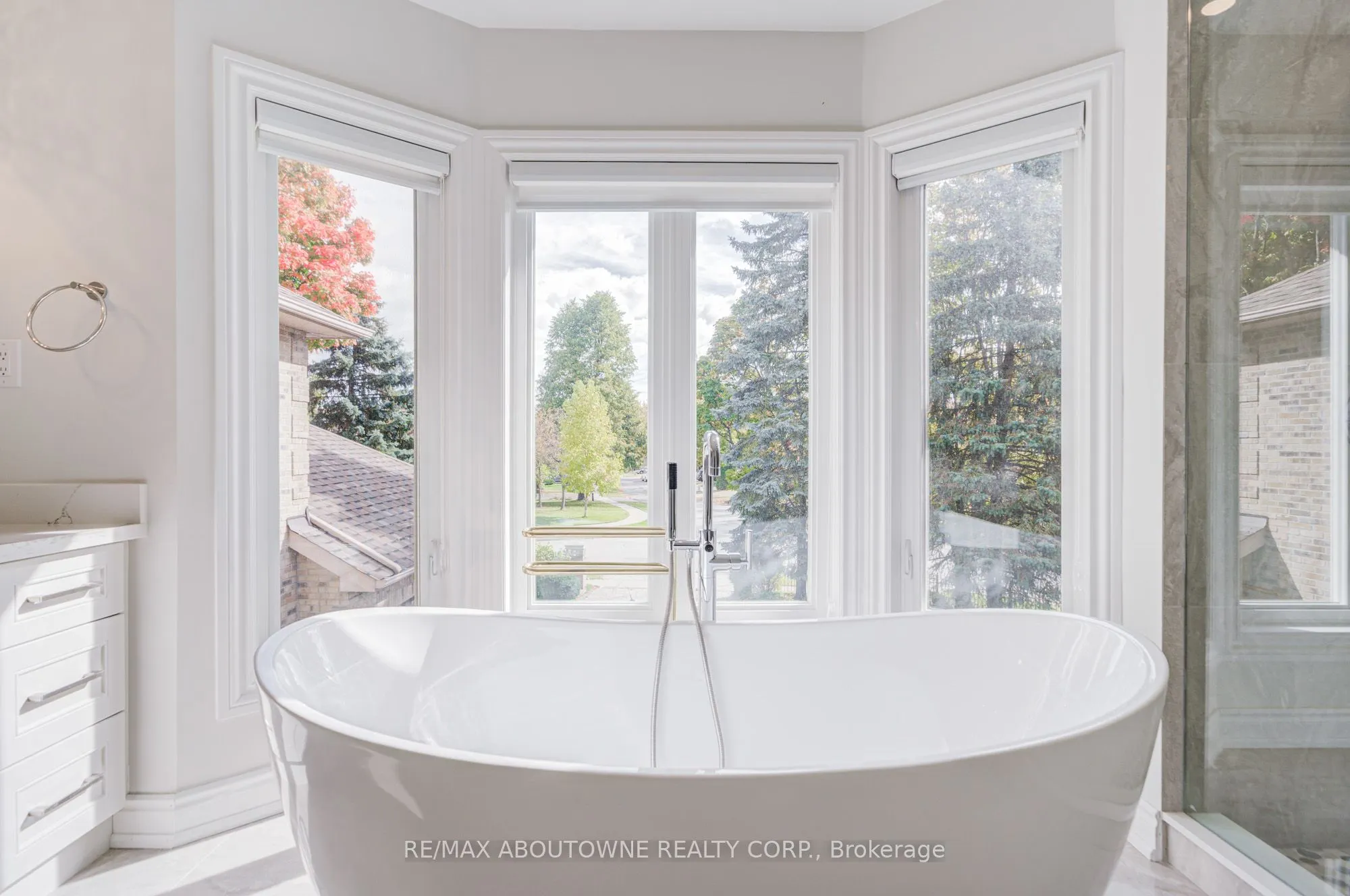 1248 Old Colony Road