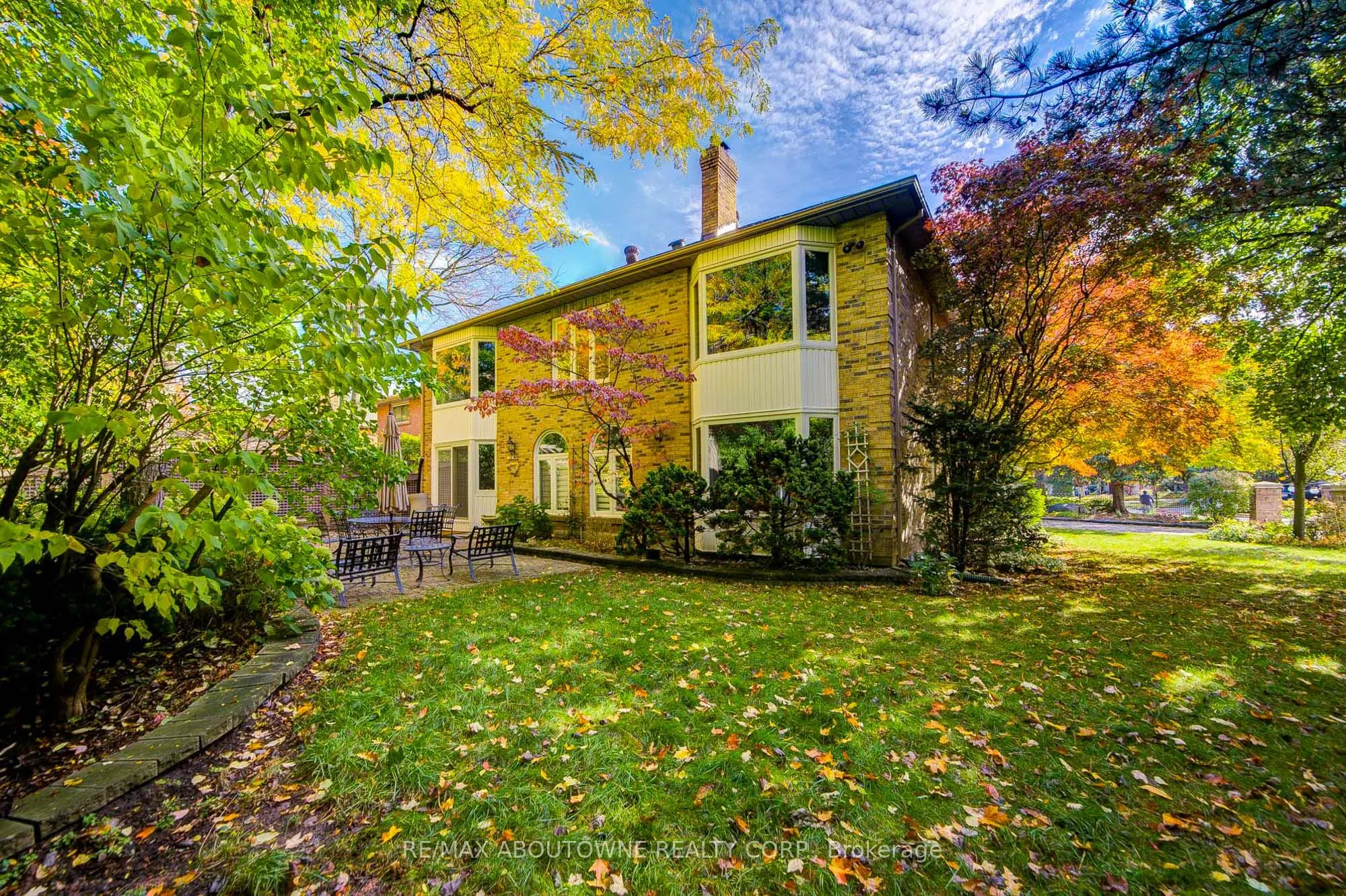 1248 Old Colony Road