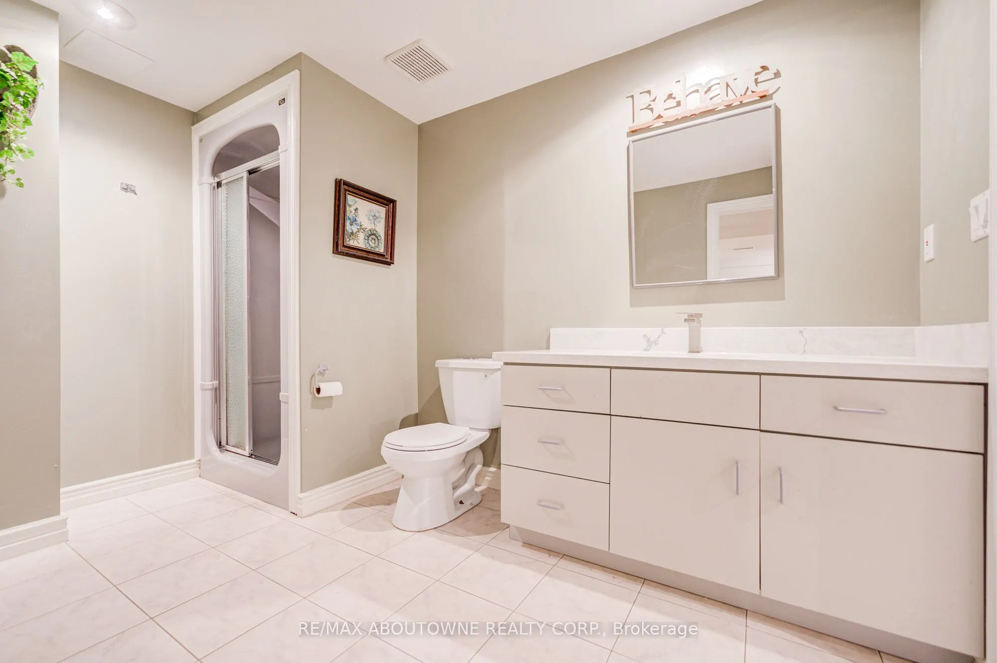 1248 Old Colony Road