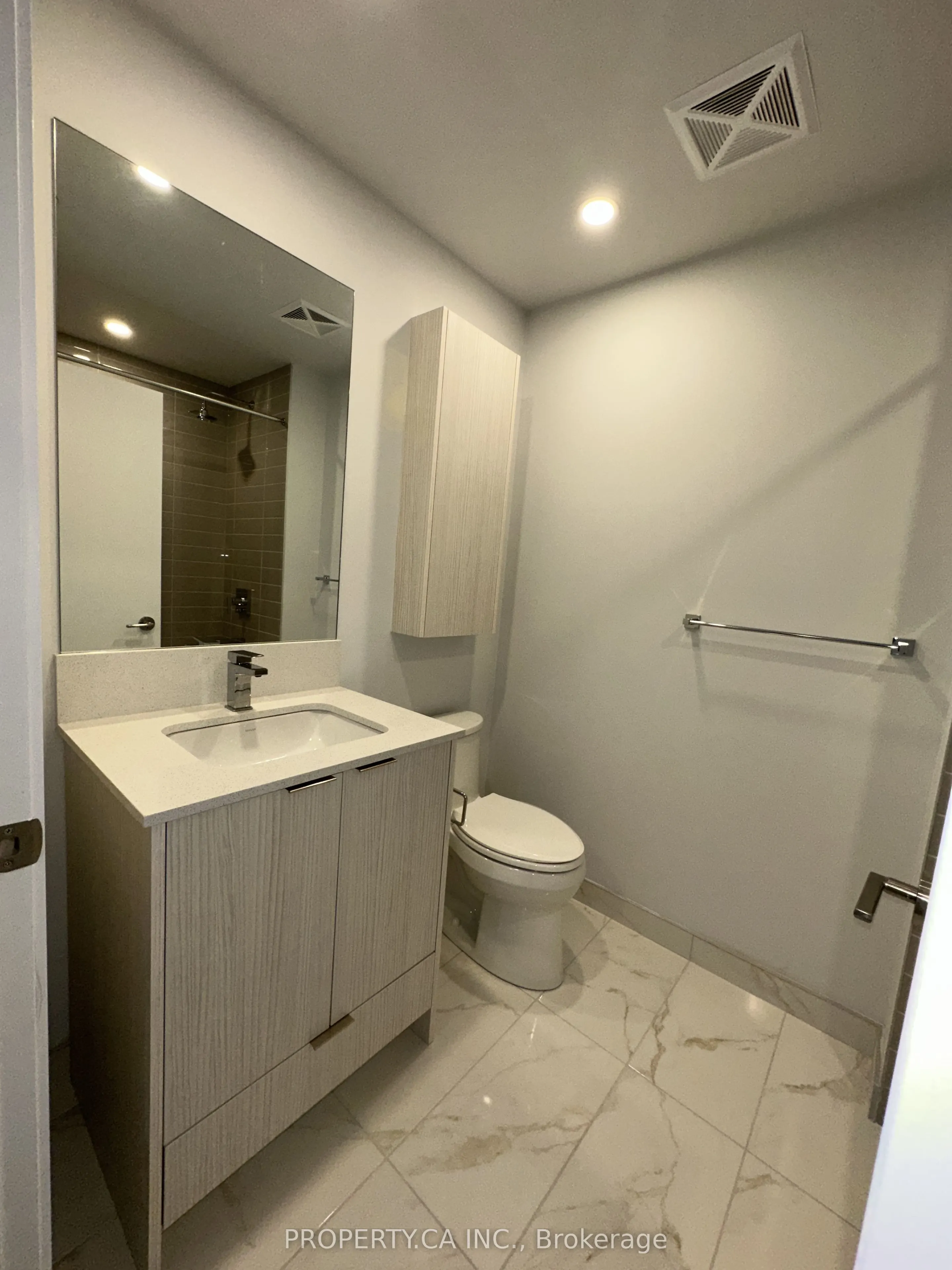 430 Square One Drive, #4002