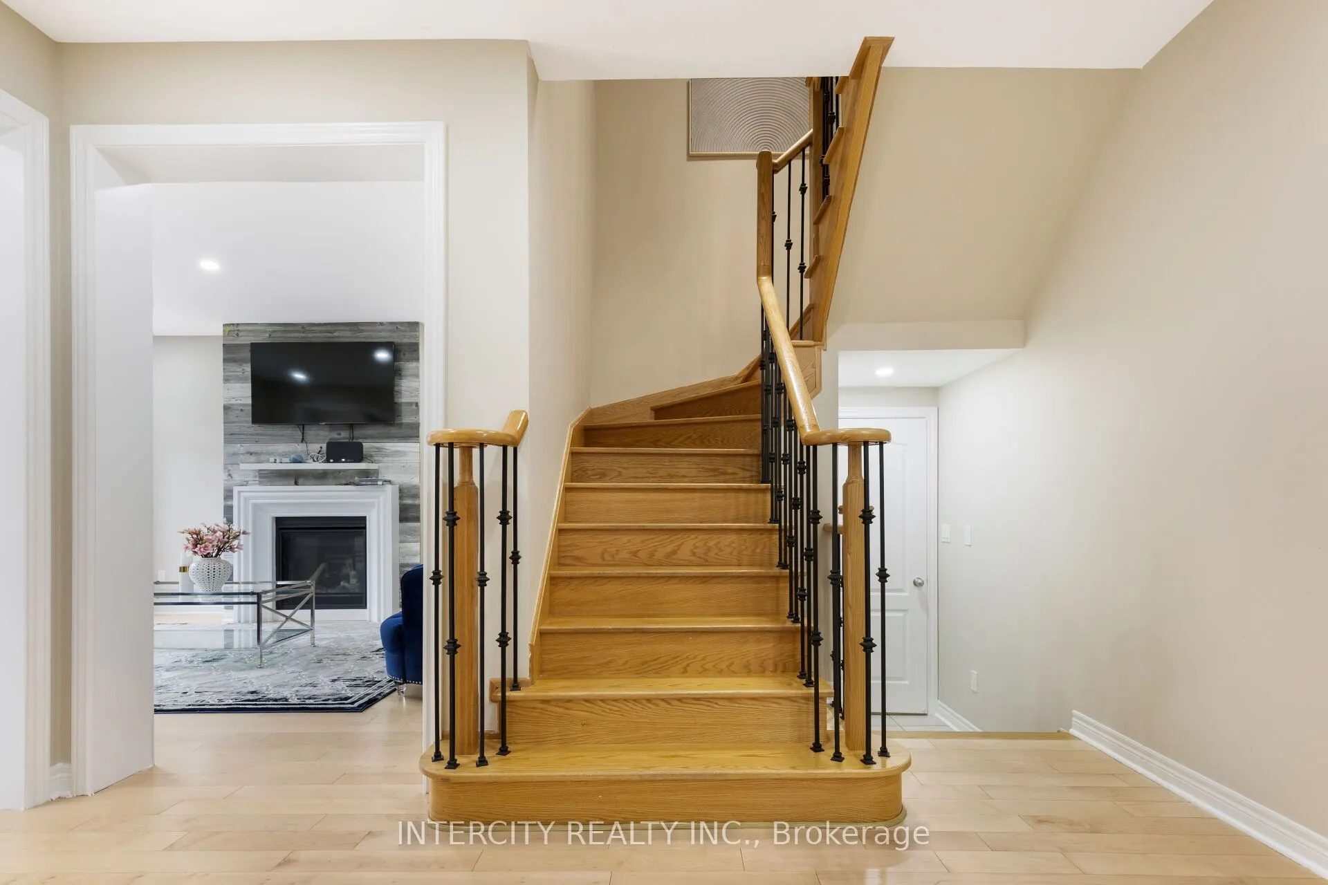 20 Russell Creek Drive