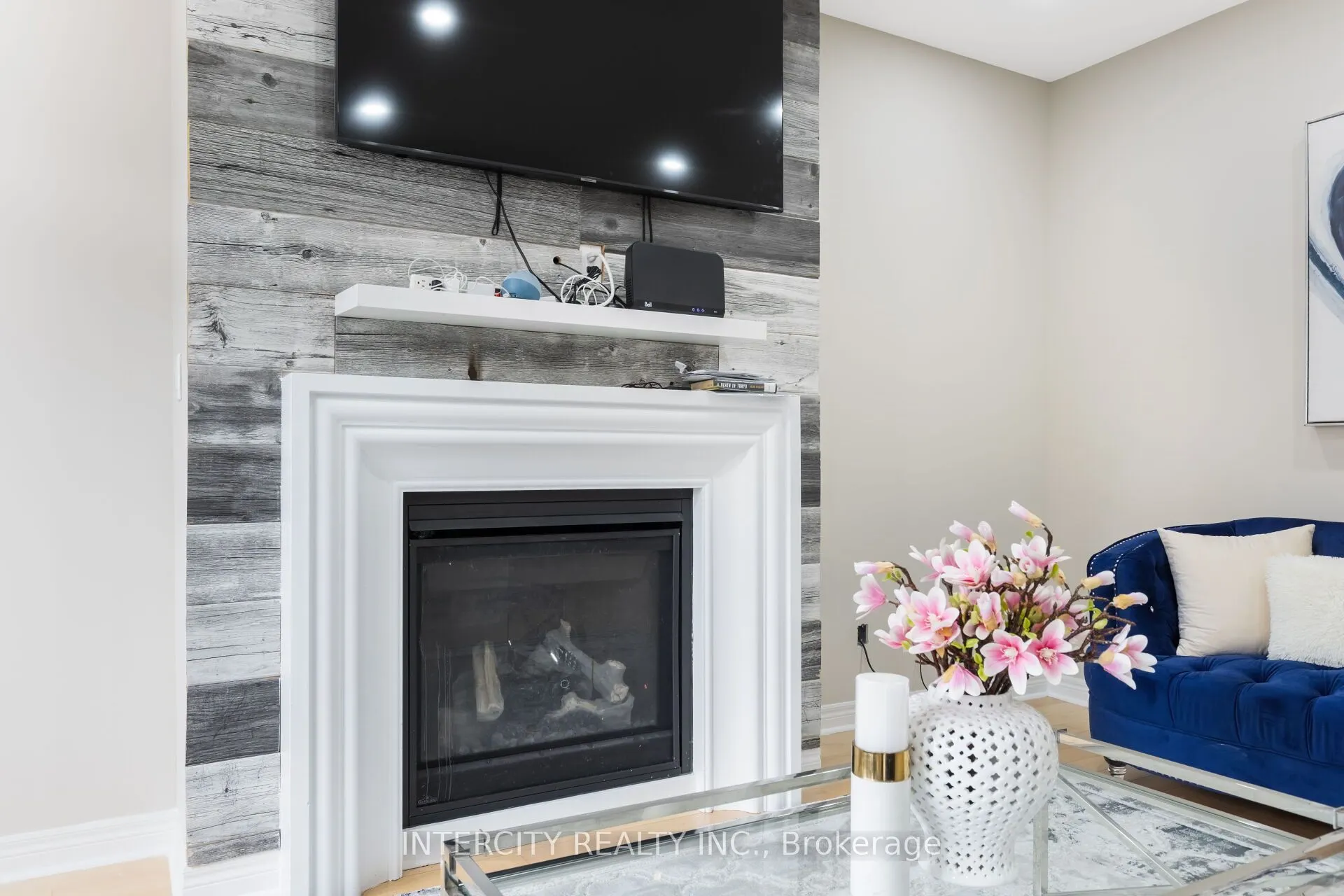 20 Russell Creek Drive