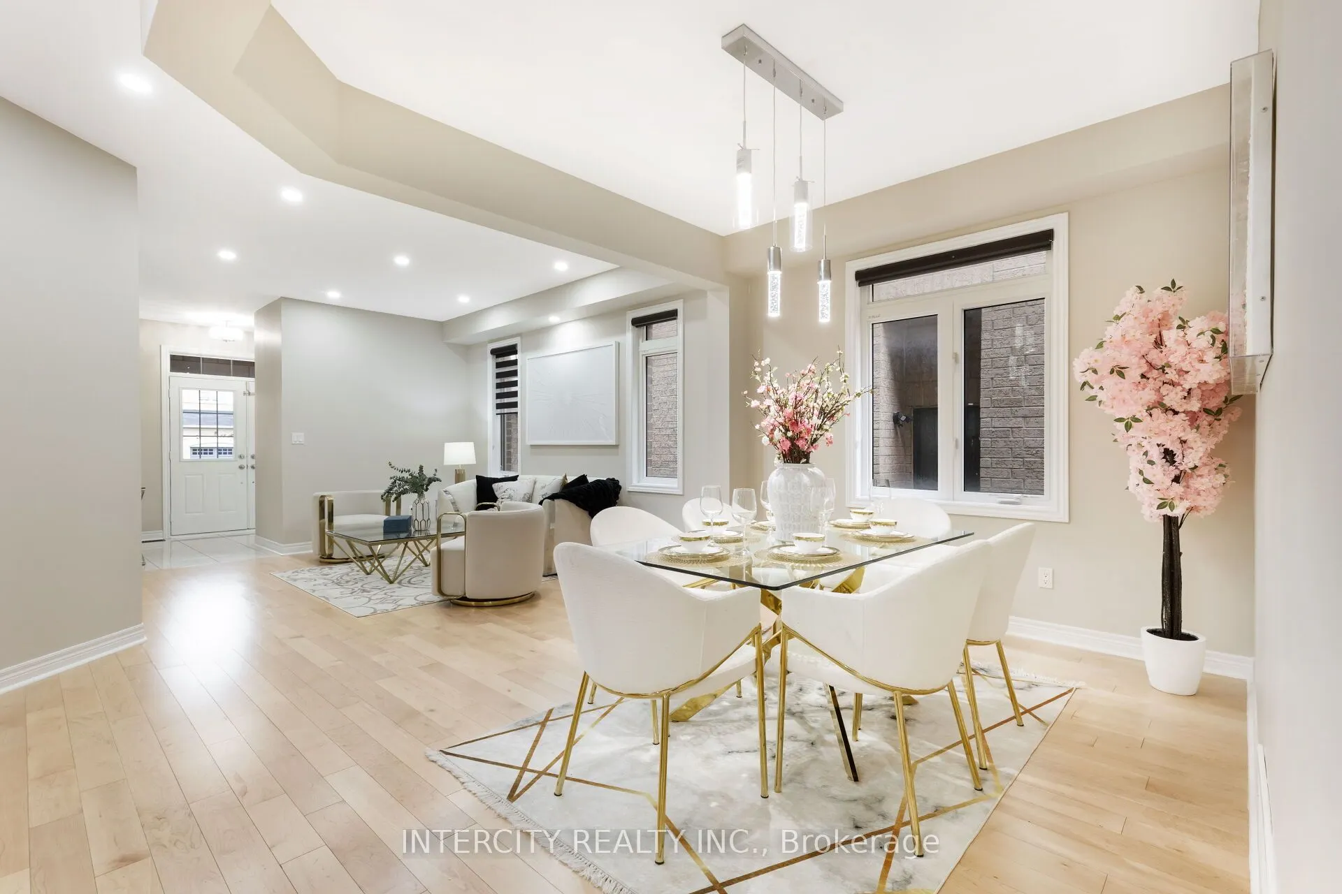 20 Russell Creek Drive