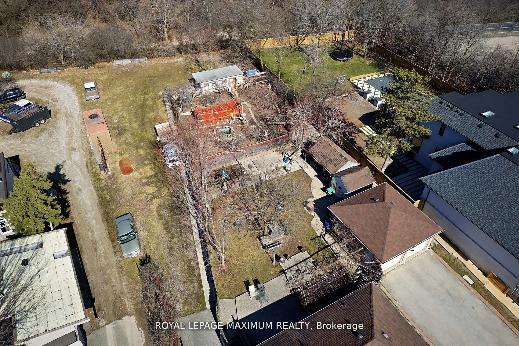 149 Leighland Avenue