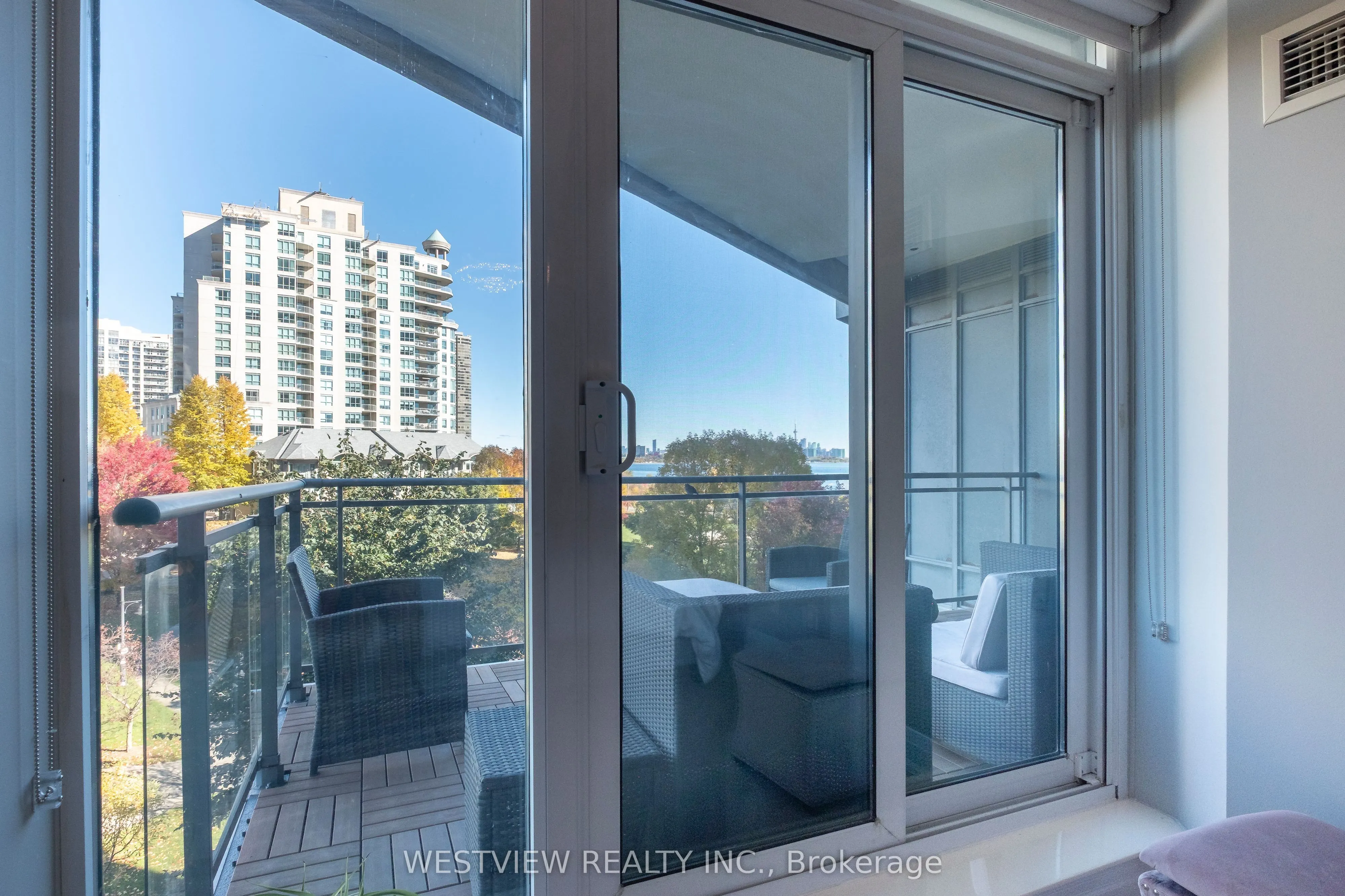 2119 Lake Shore Boulevard W, #413