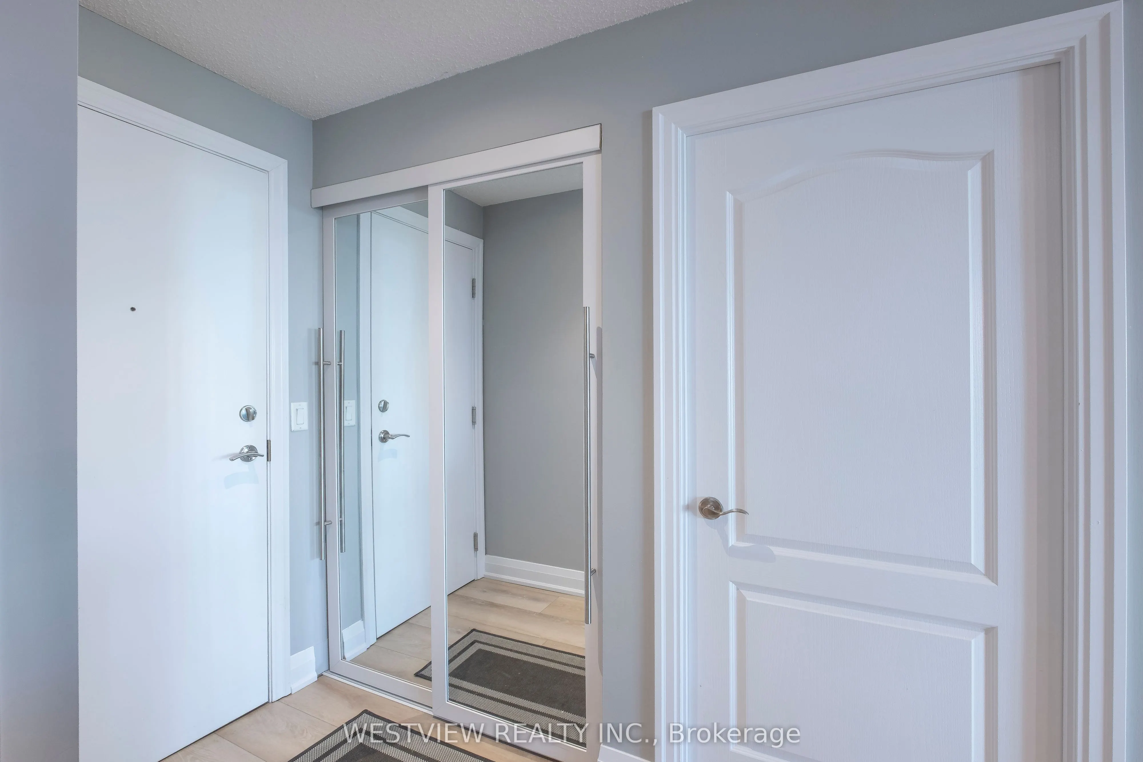 2119 Lake Shore Boulevard W, #413